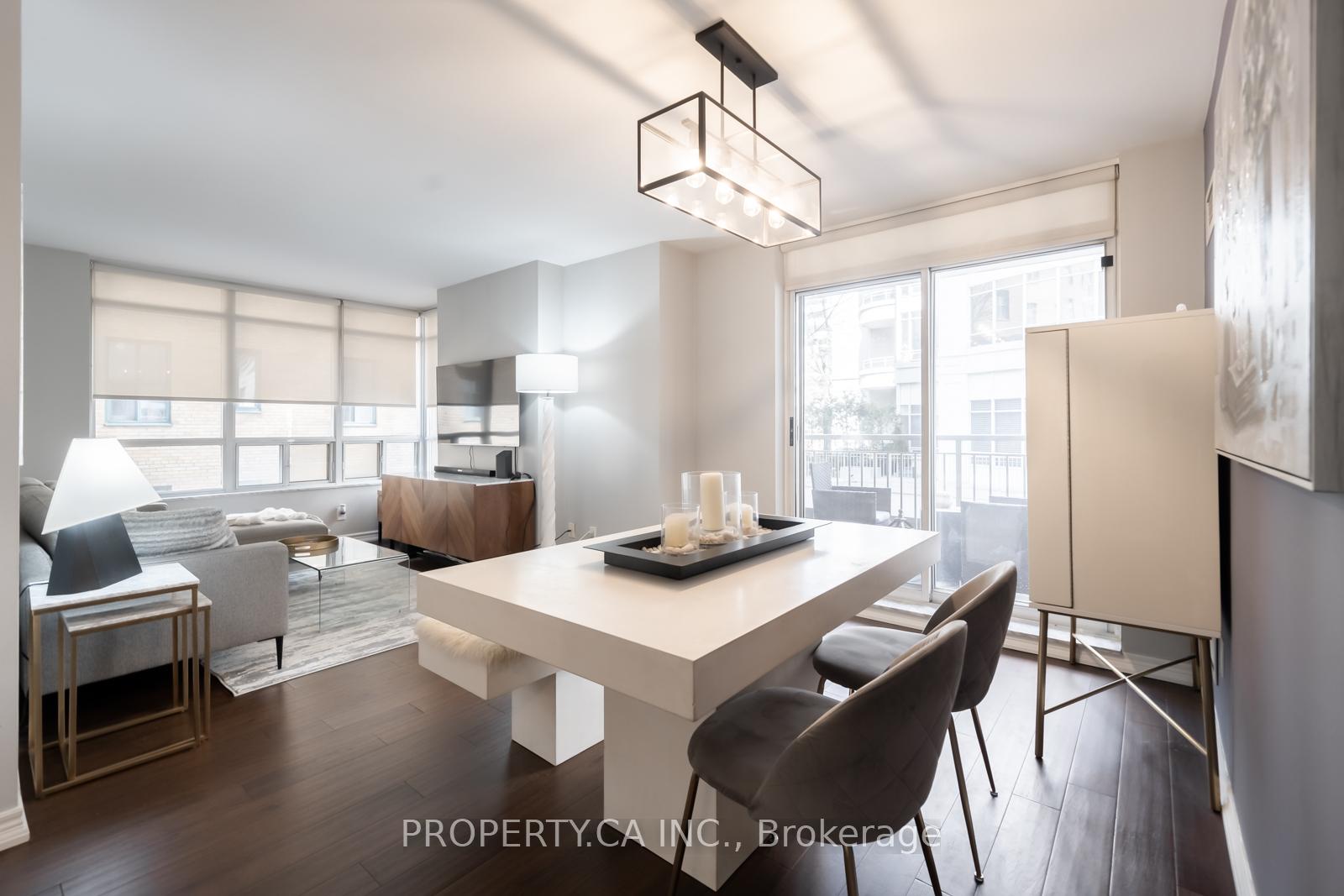 60 St Clair Avenue W