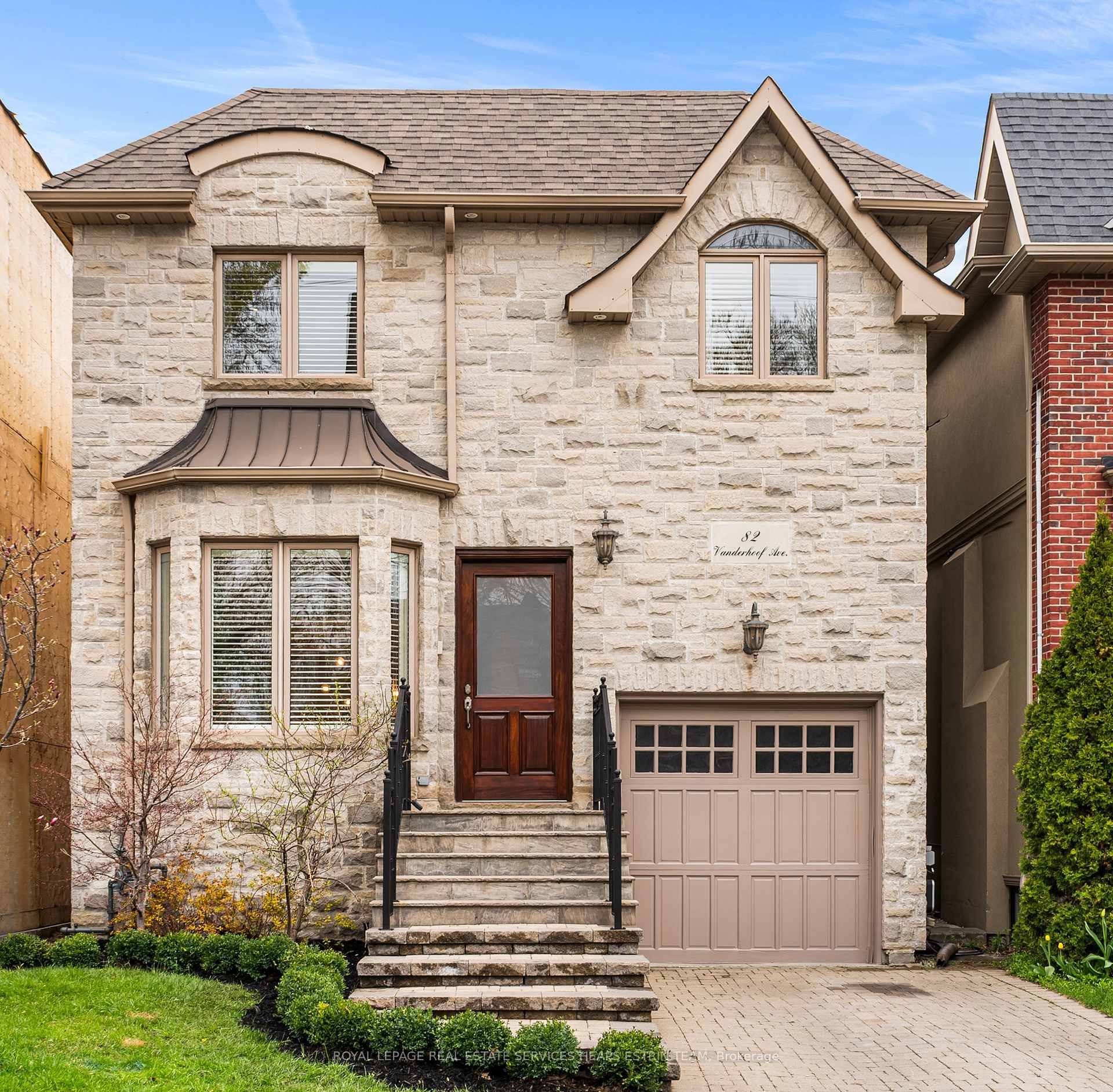 82 Vanderhoof Avenue