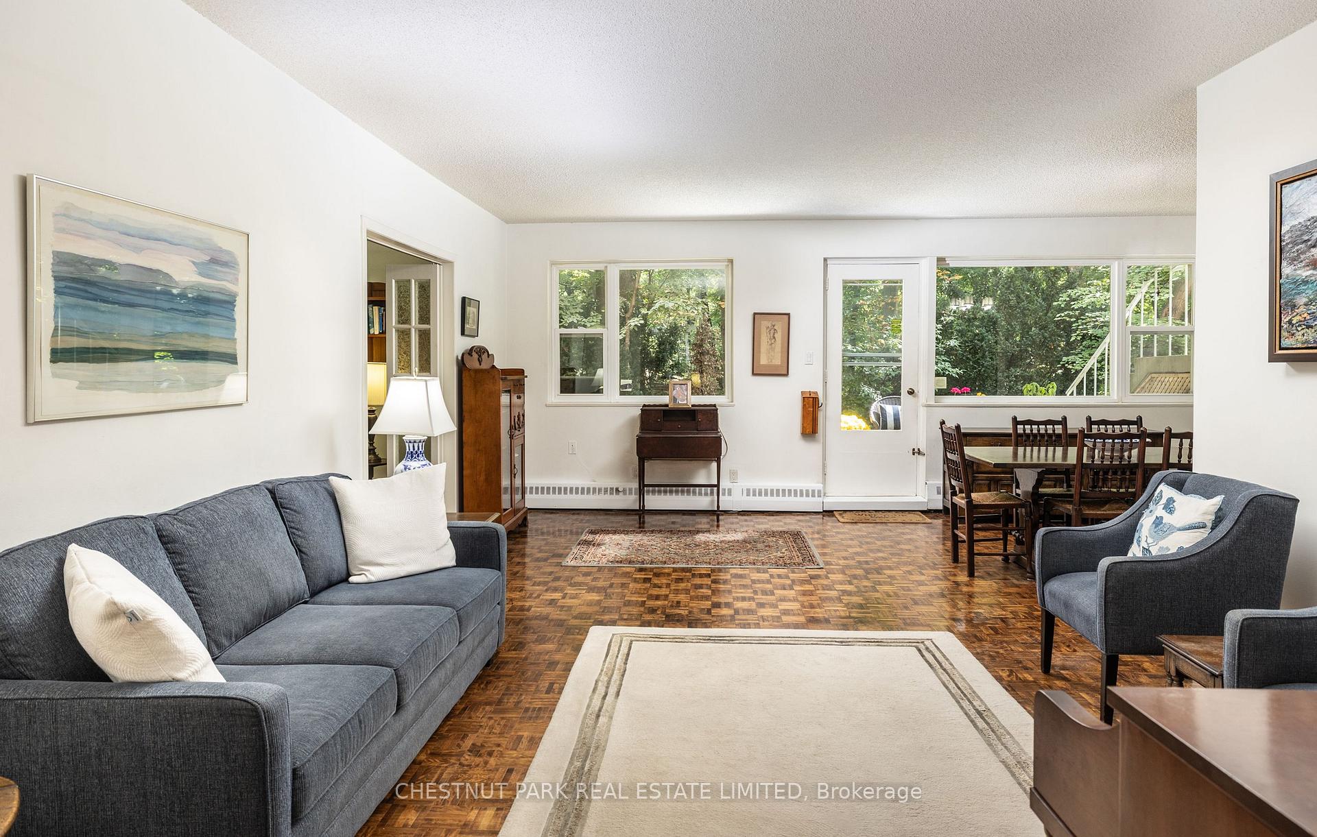 21 Dale Avenue