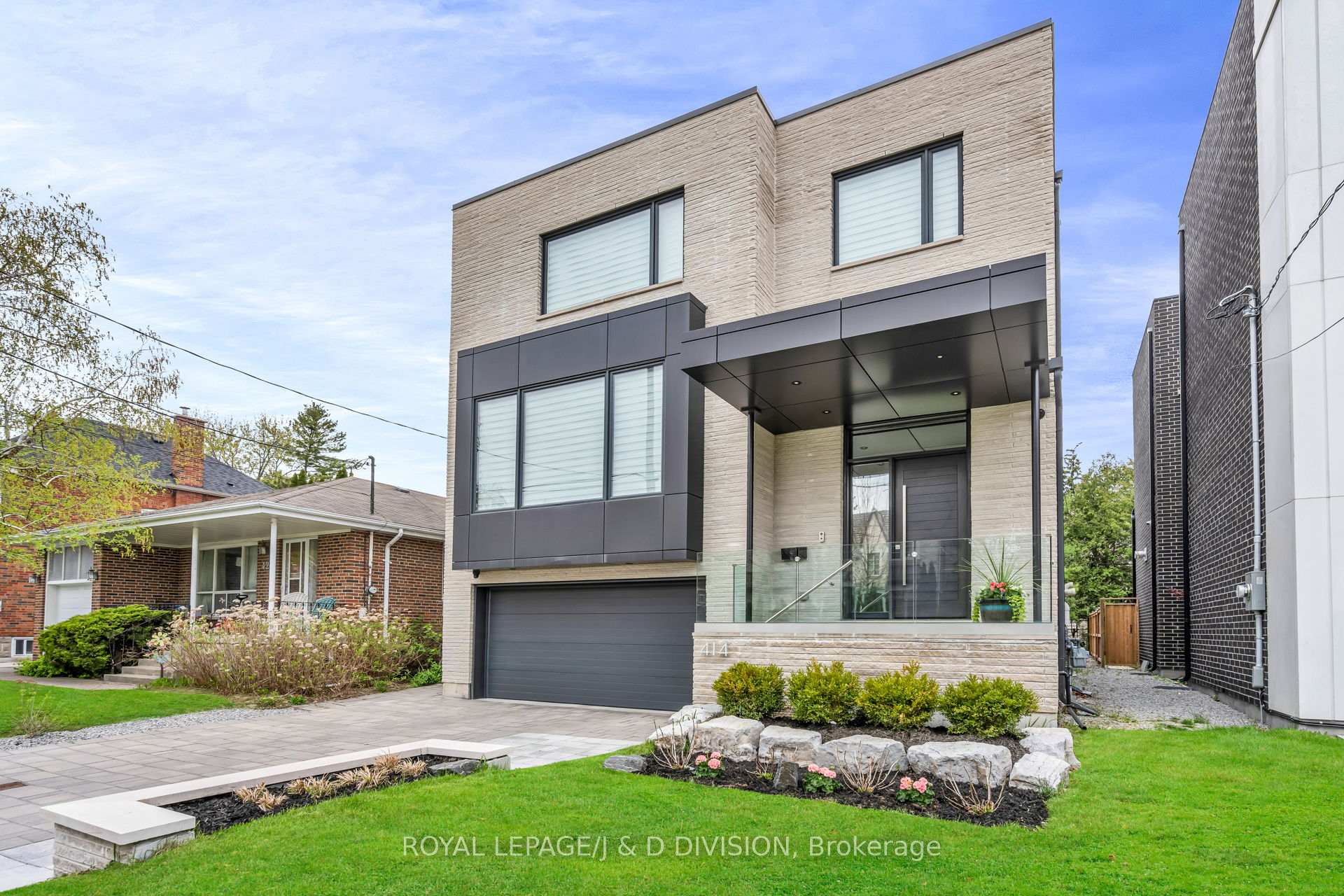 414 Glengarry Avenue
