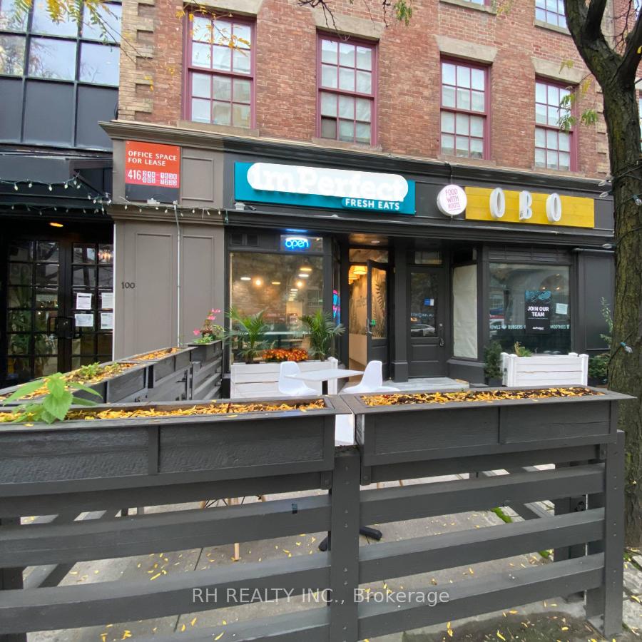 100 Front Street E