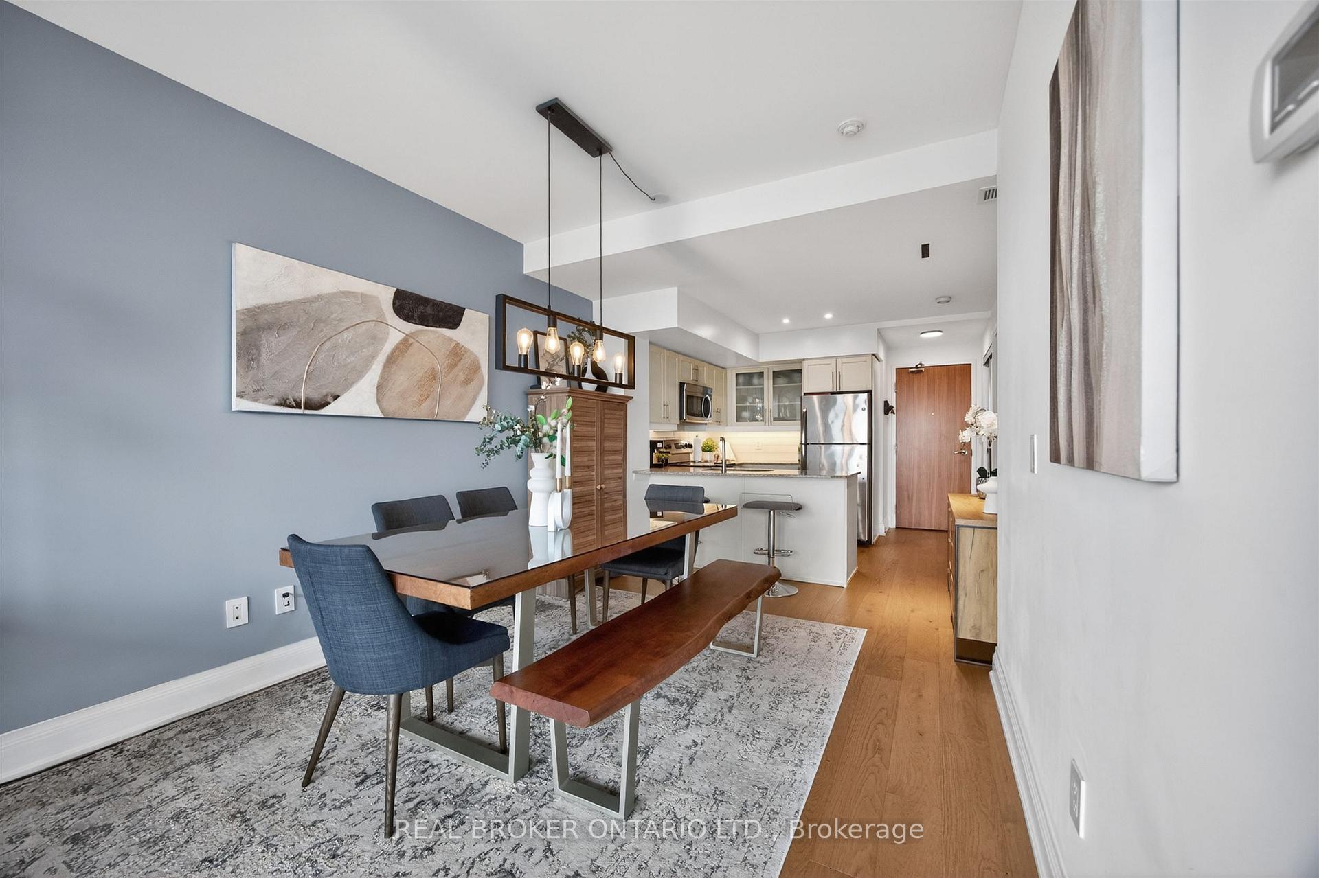 2191 Yonge Street