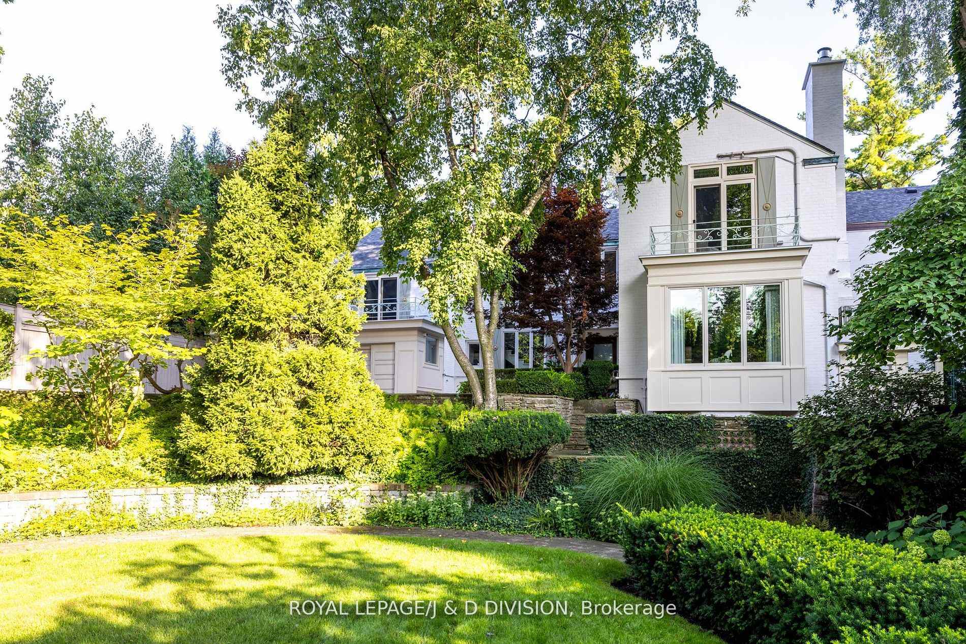 12 Forest Glen Crescent