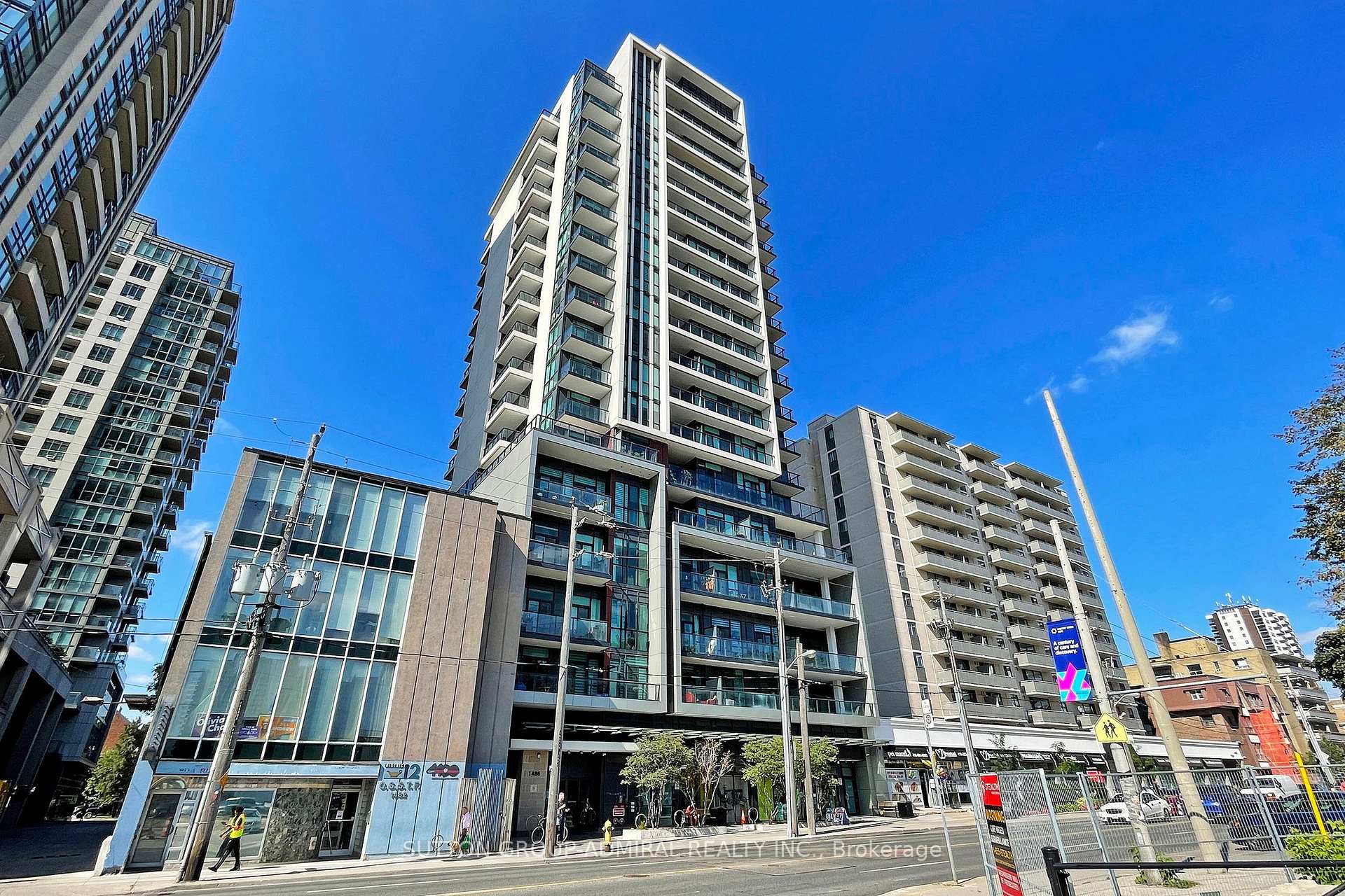 1486 Bathurst Street