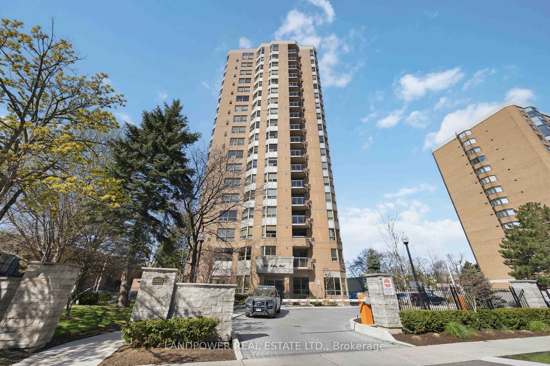 265 Ridley Boulevard