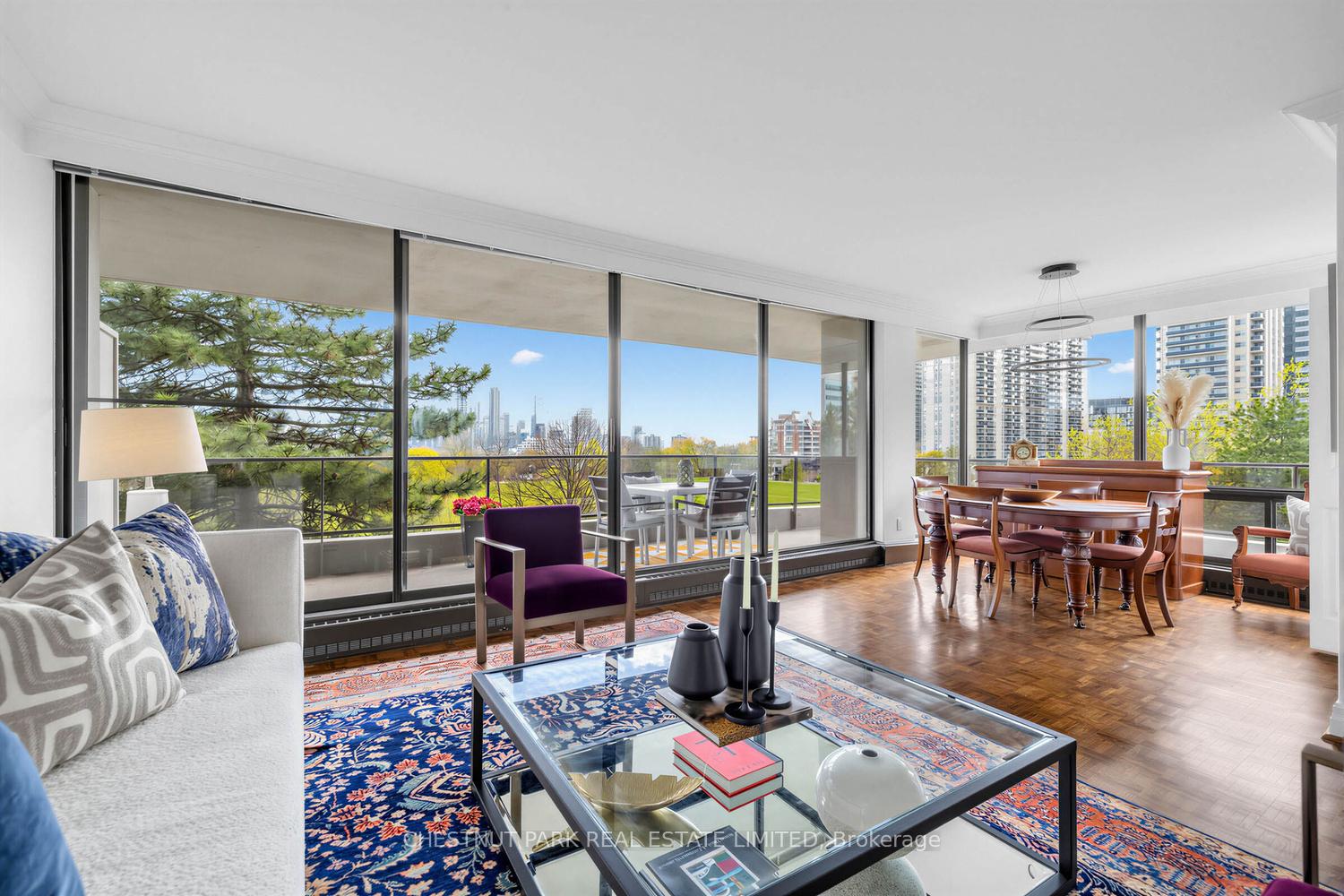 10 Avoca Avenue