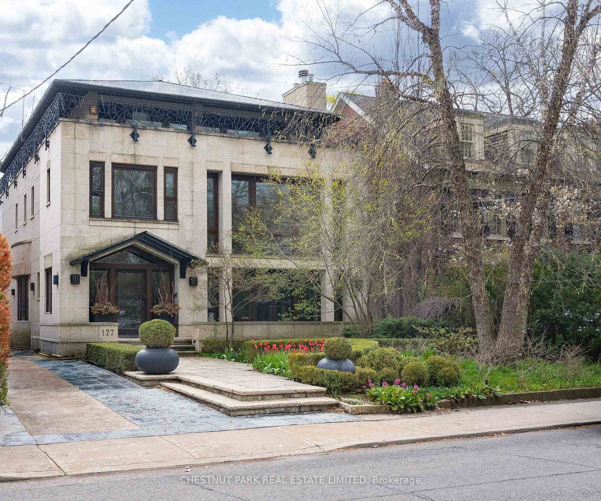 177 Roxborough Drive