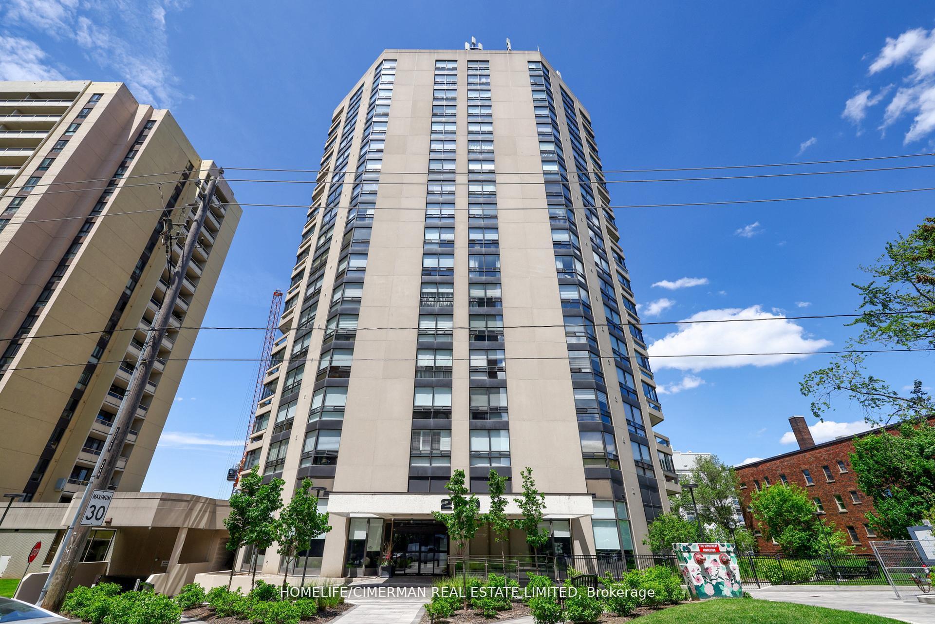 240 Heath Street W