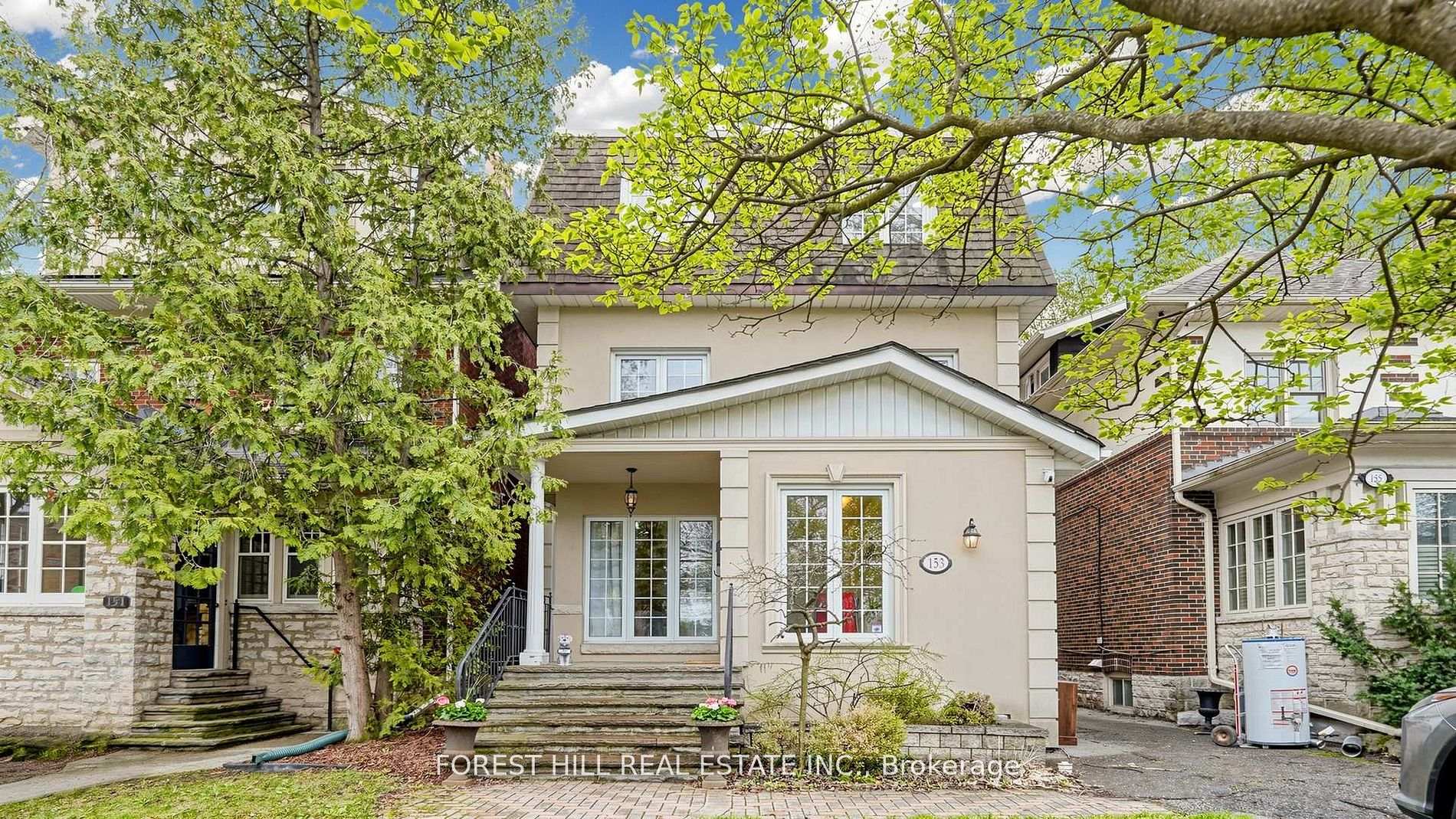 153 Glengrove Avenue W