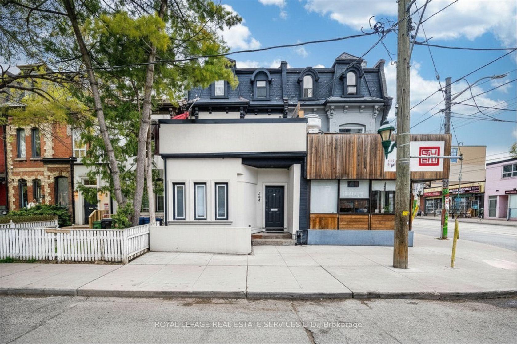294 Gerrard Street E