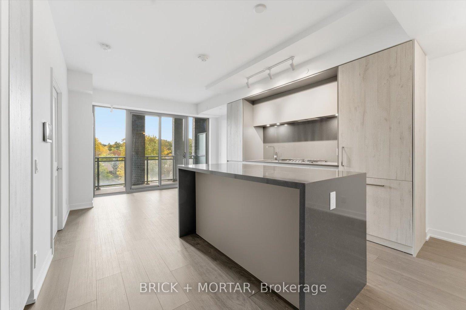 1 Hillsdale Avenue W