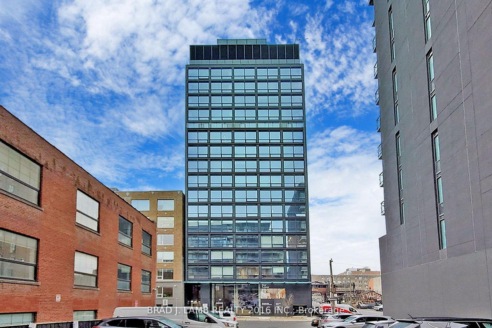458 Richmond Street W