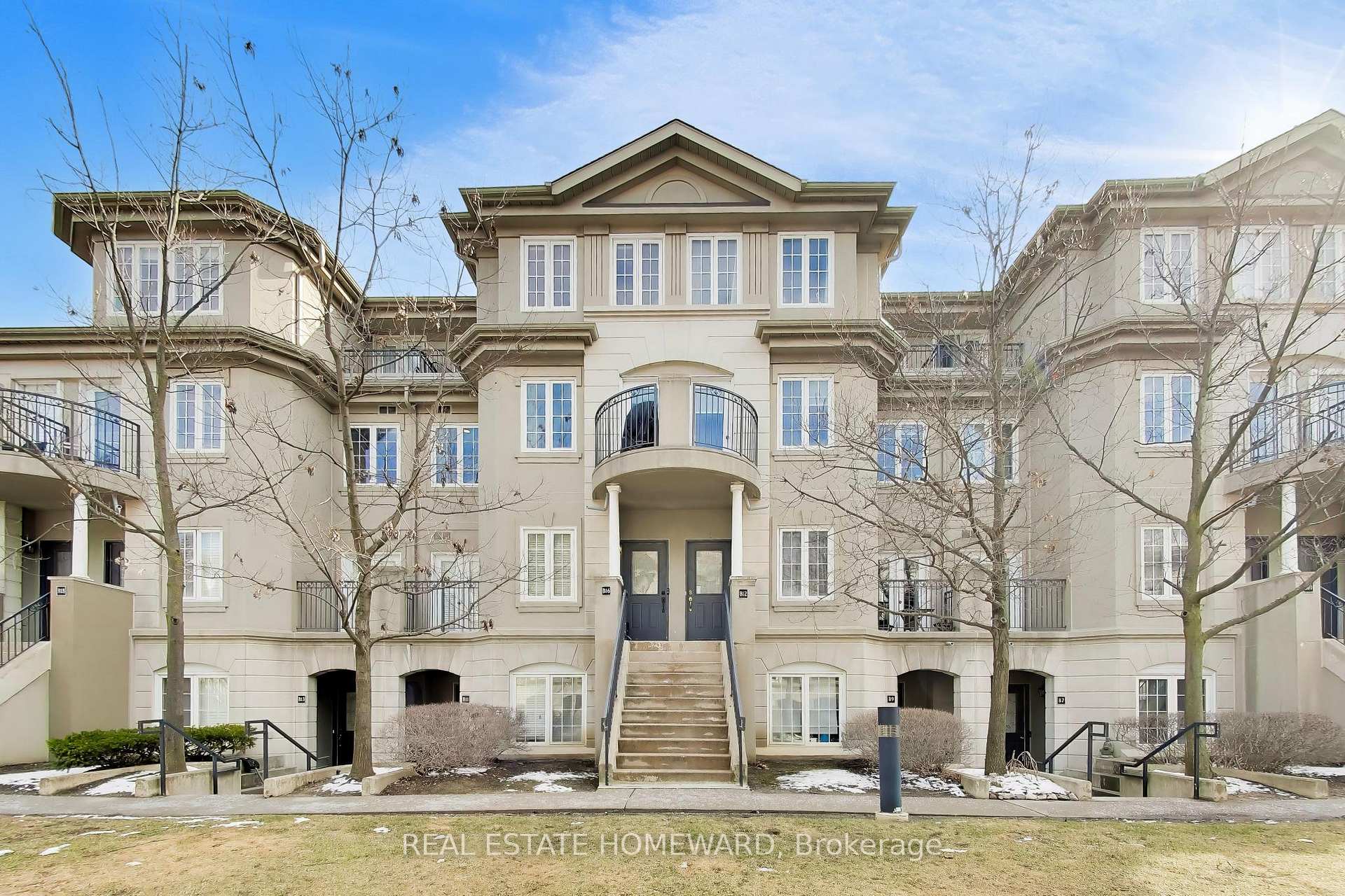 108 Finch Avenue W