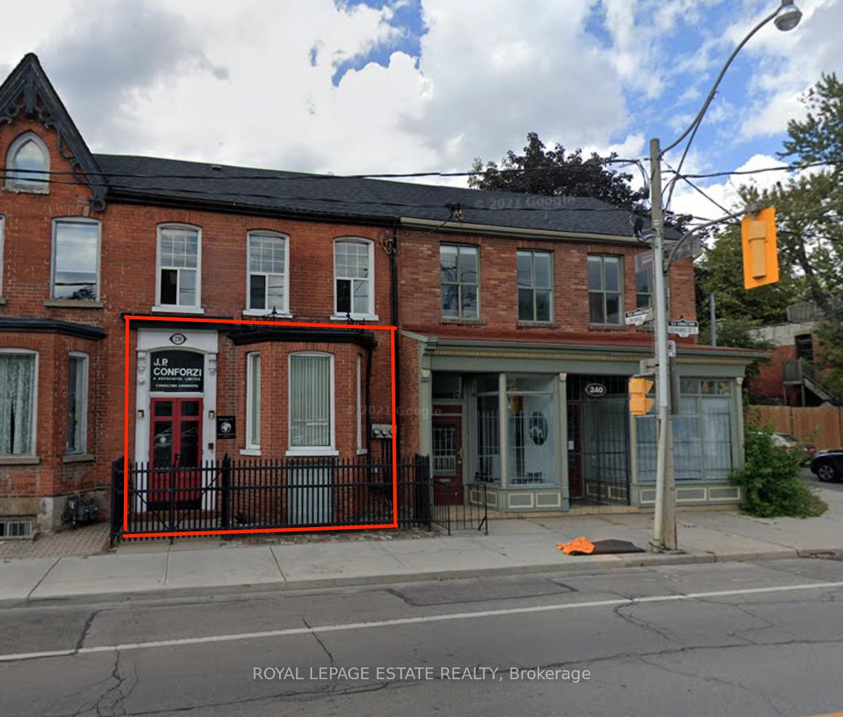 238 Gerrard Street E
