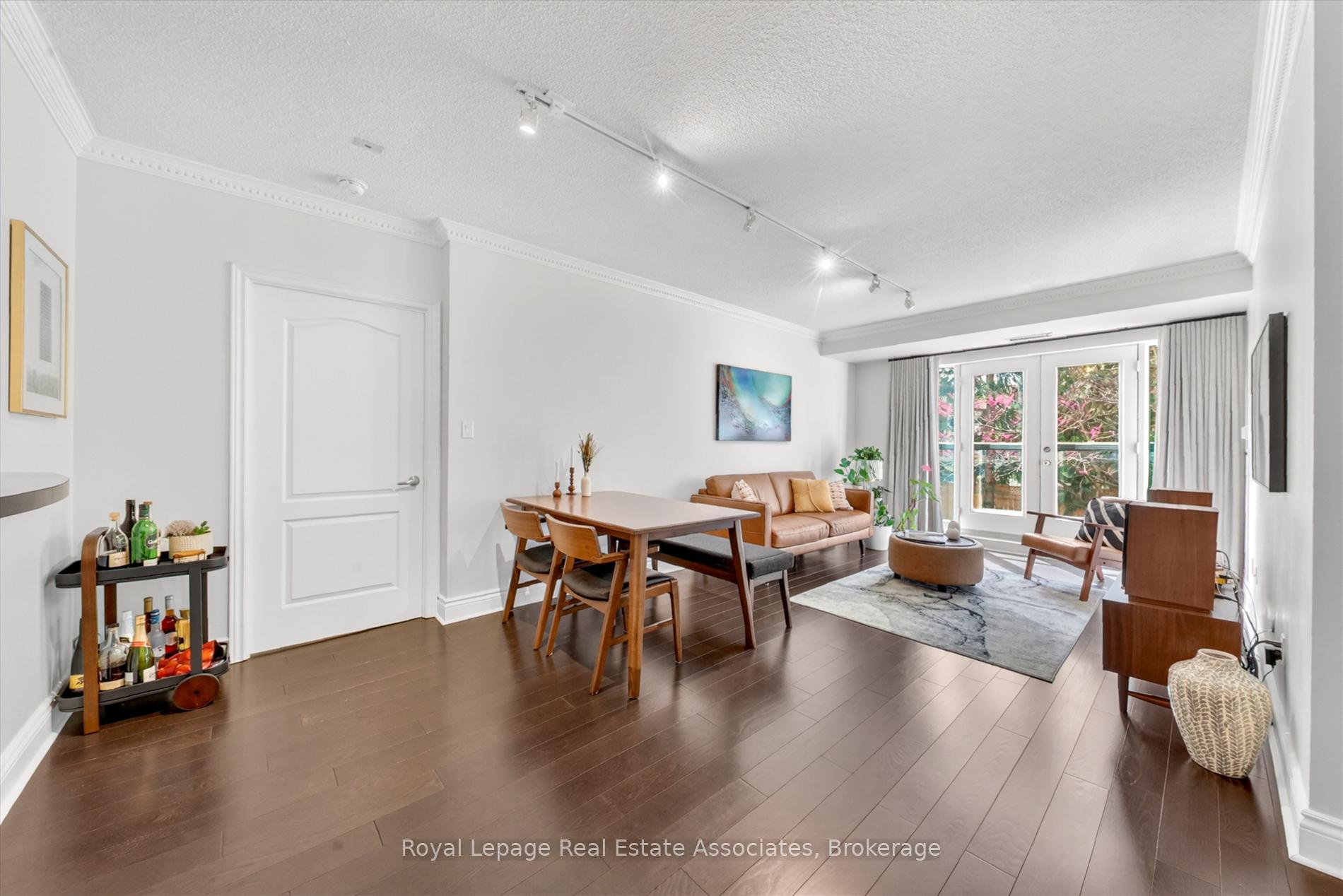 800 Spadina Road