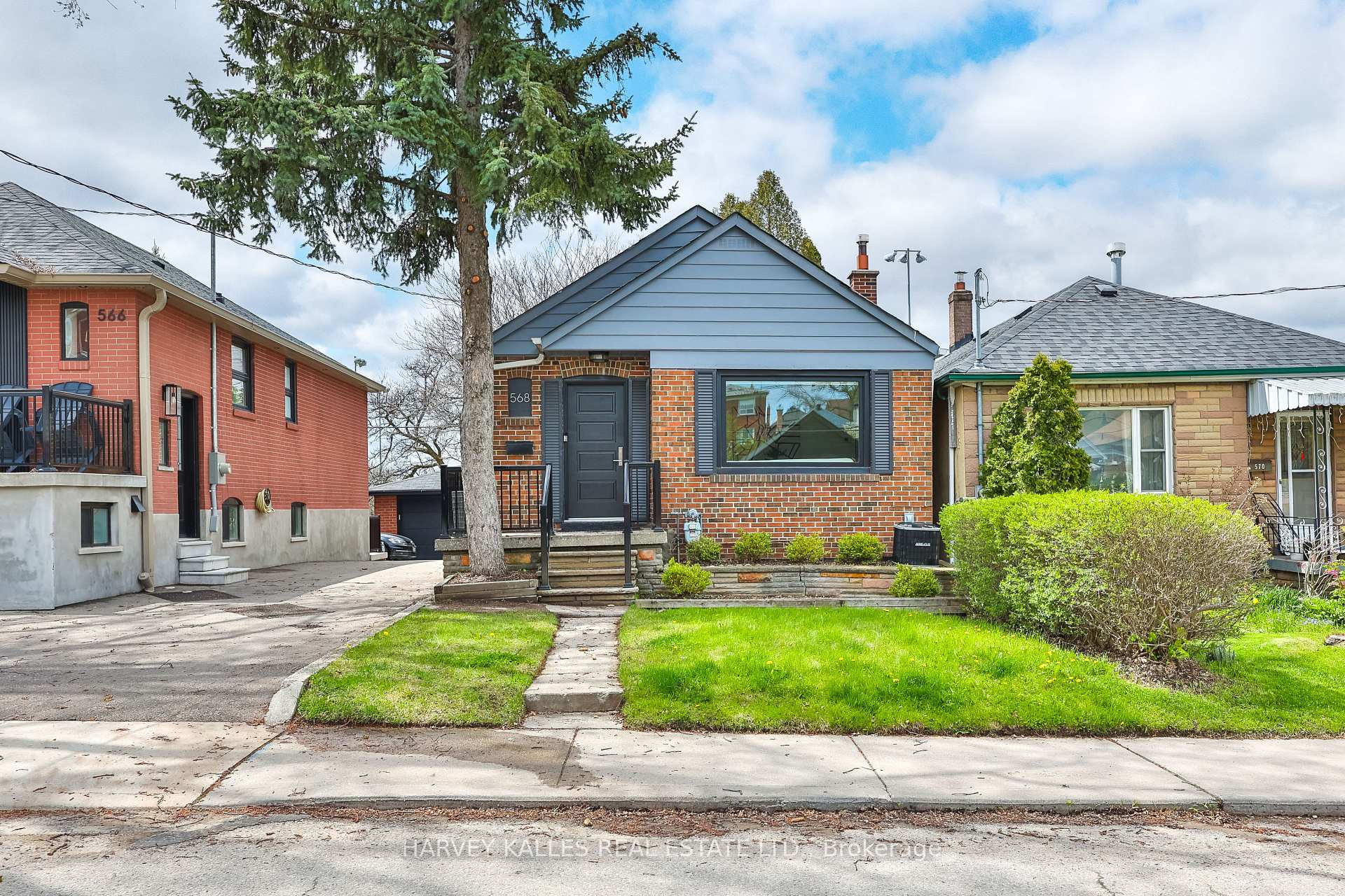 568 Northcliffe Boulevard