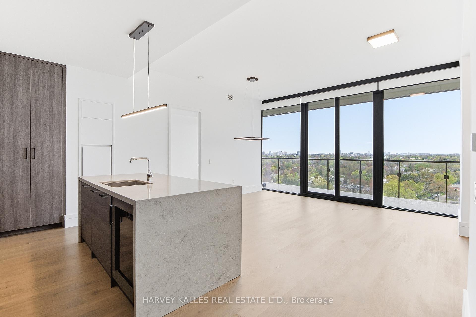 215 Lonsdale Road