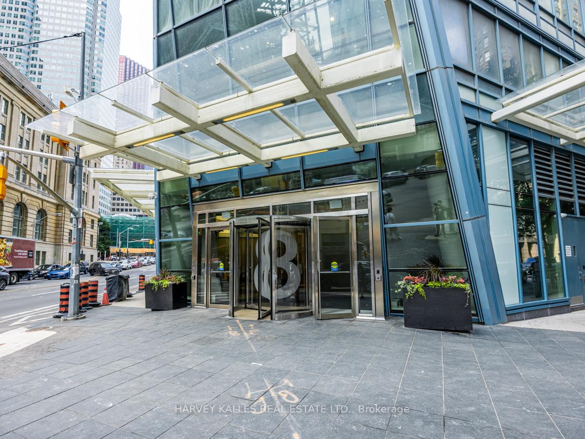 8 The Esplanade N/A