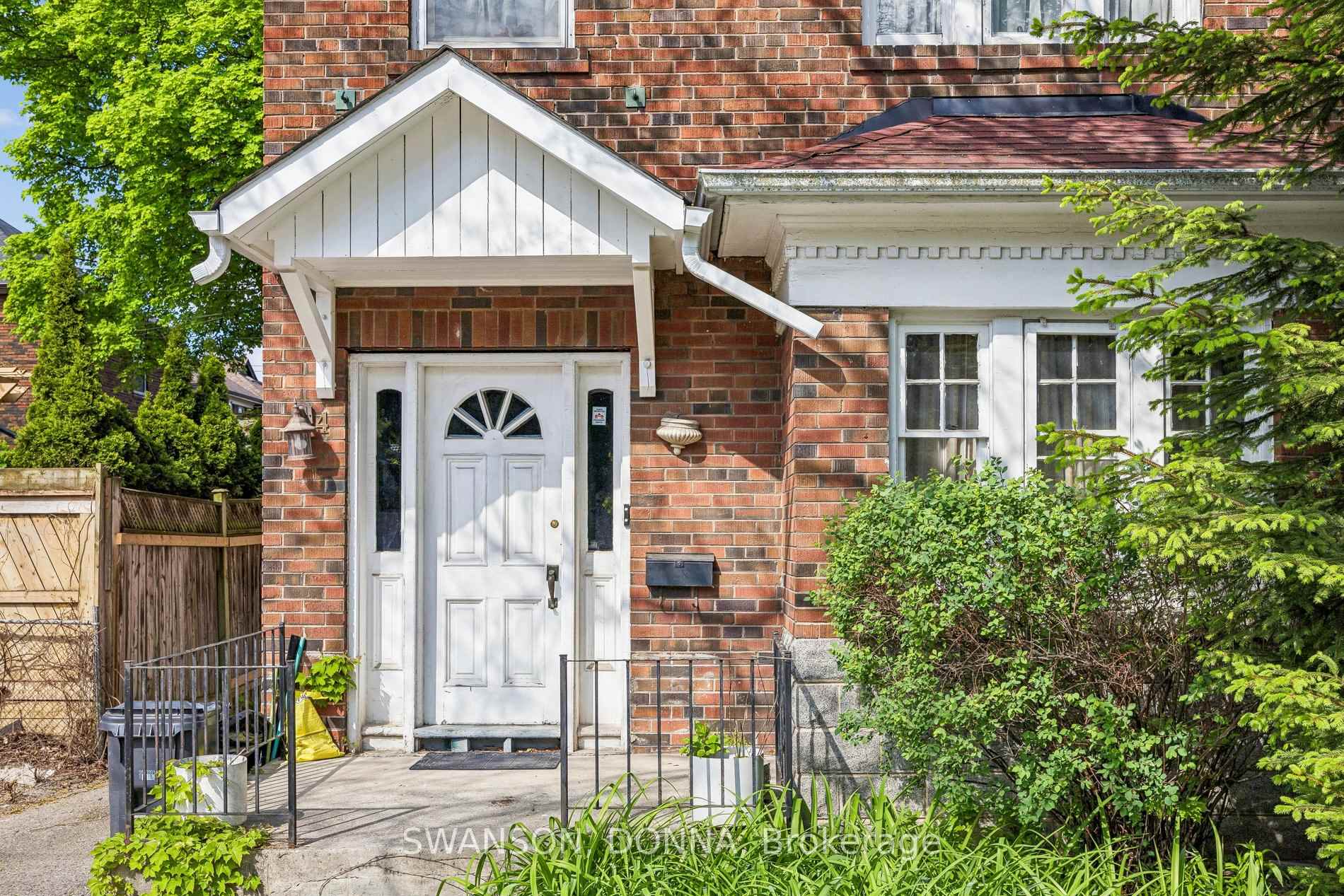 4 Preston Place