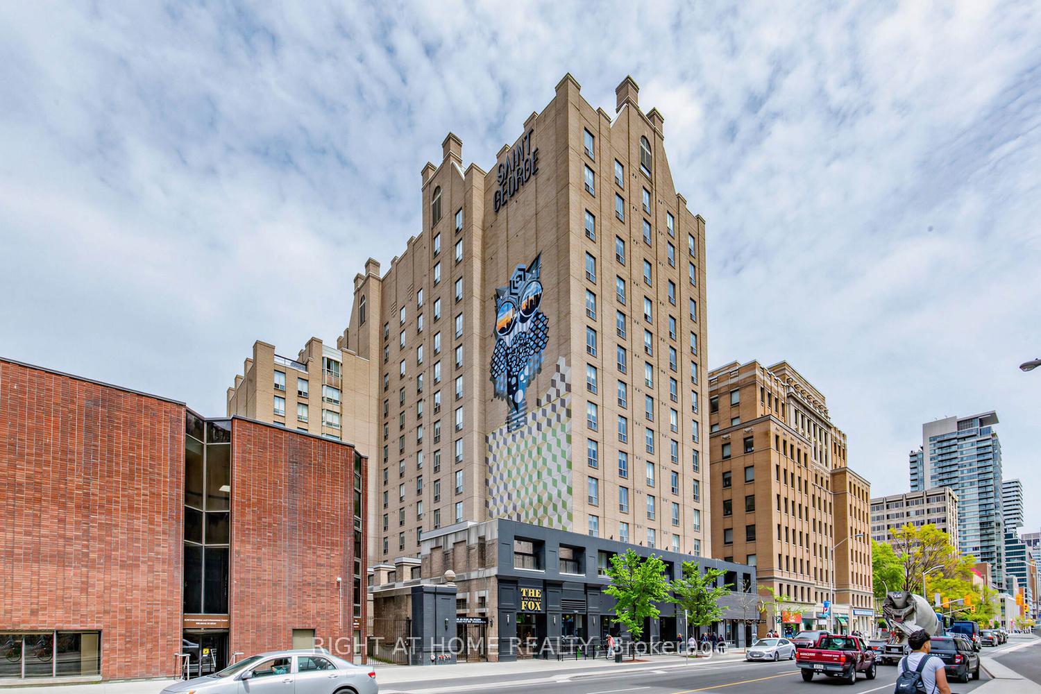 284 Bloor Street W