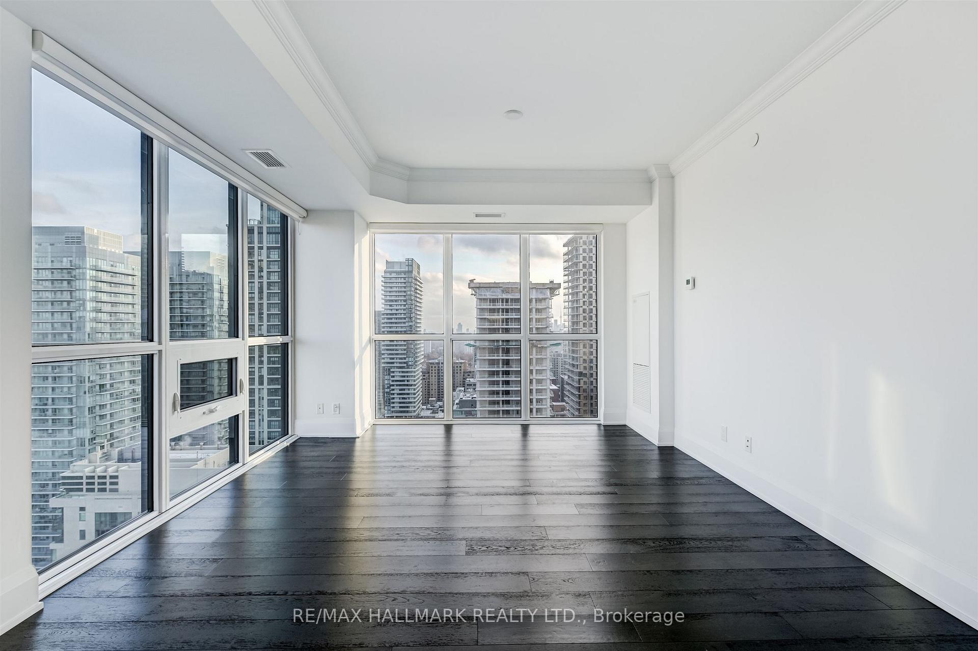 101 Erskine Avenue