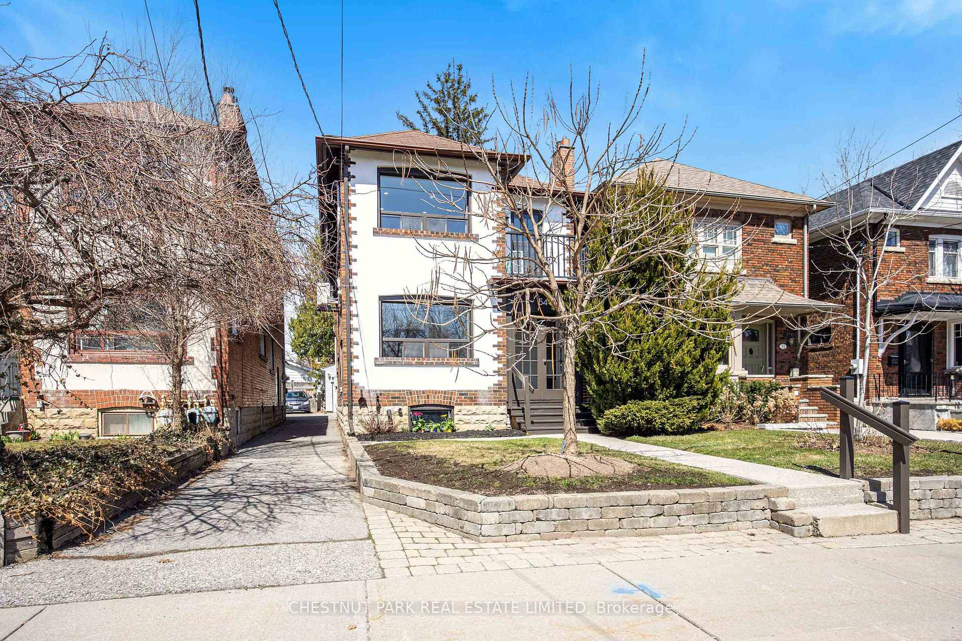 54 Mcnairn Avenue