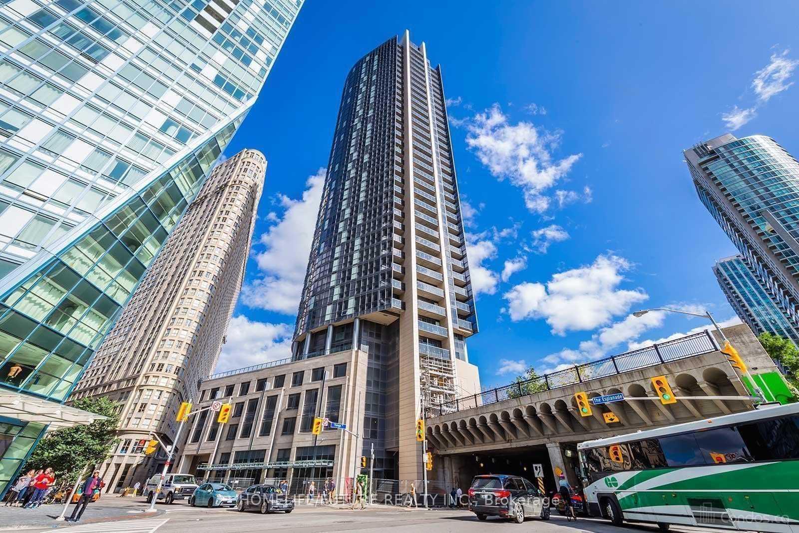 1 The Esplanade Drive