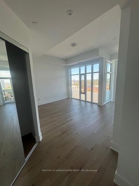 330 Richmond Street W
