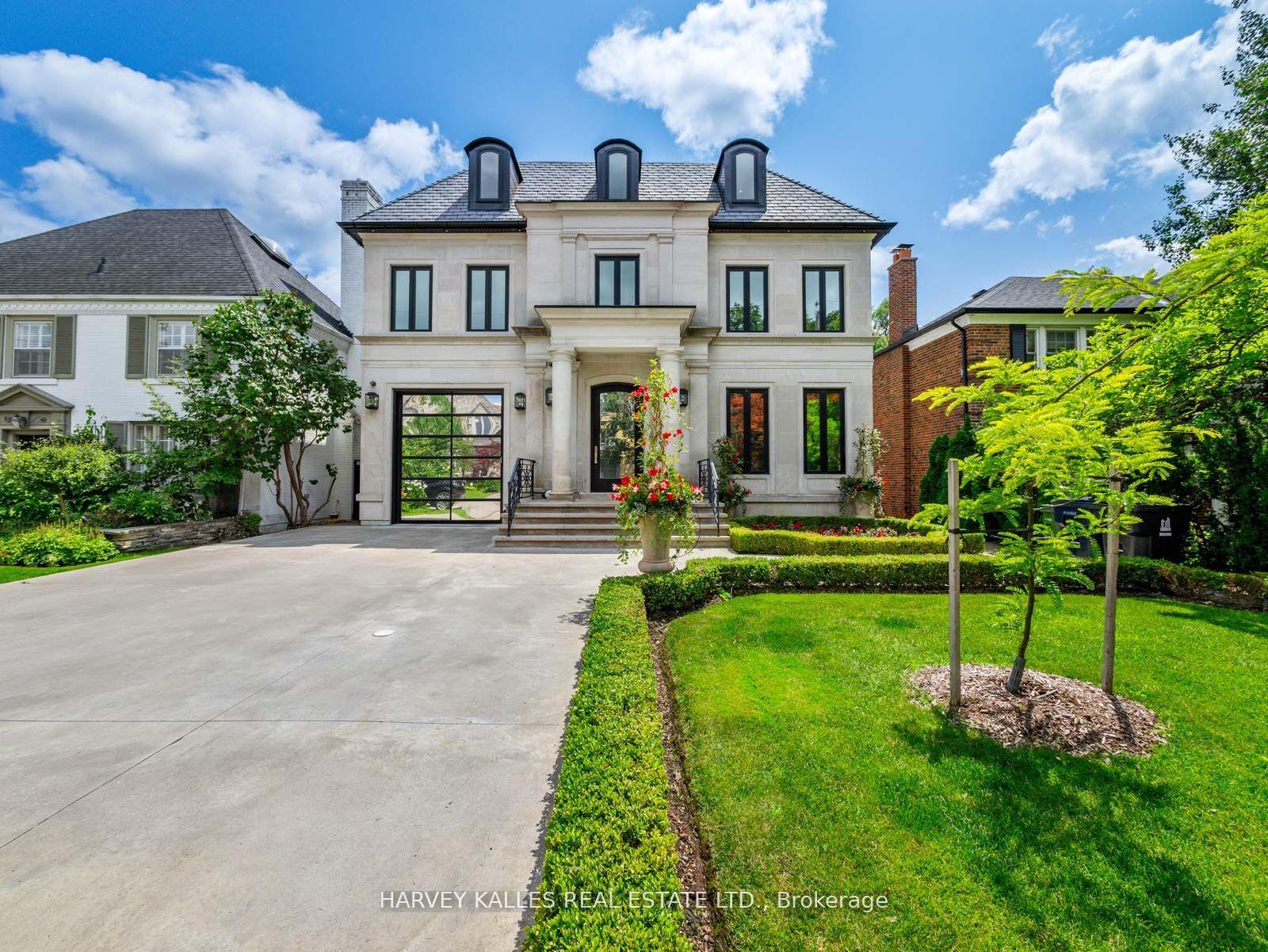 327 Cortleigh Boulevard