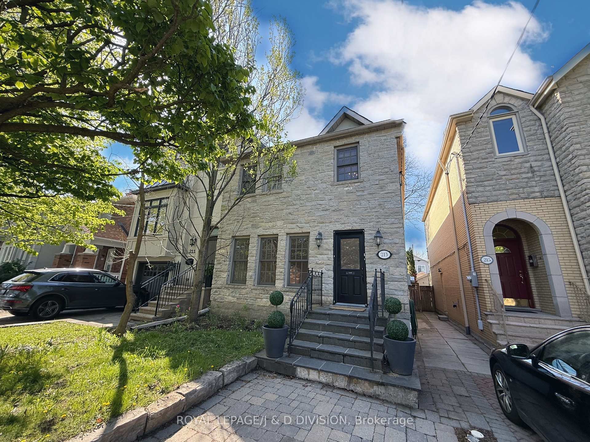 213 Cranbrooke Avenue