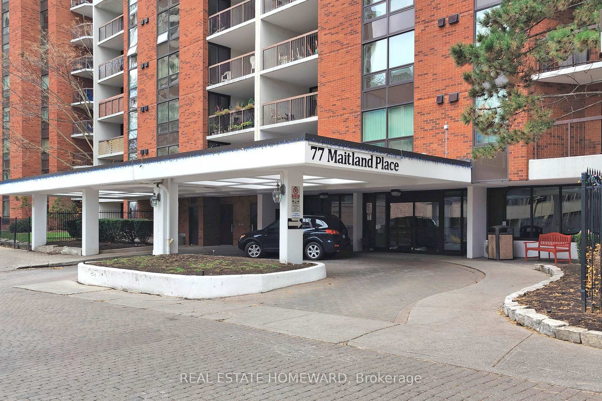 77 Maitland Place