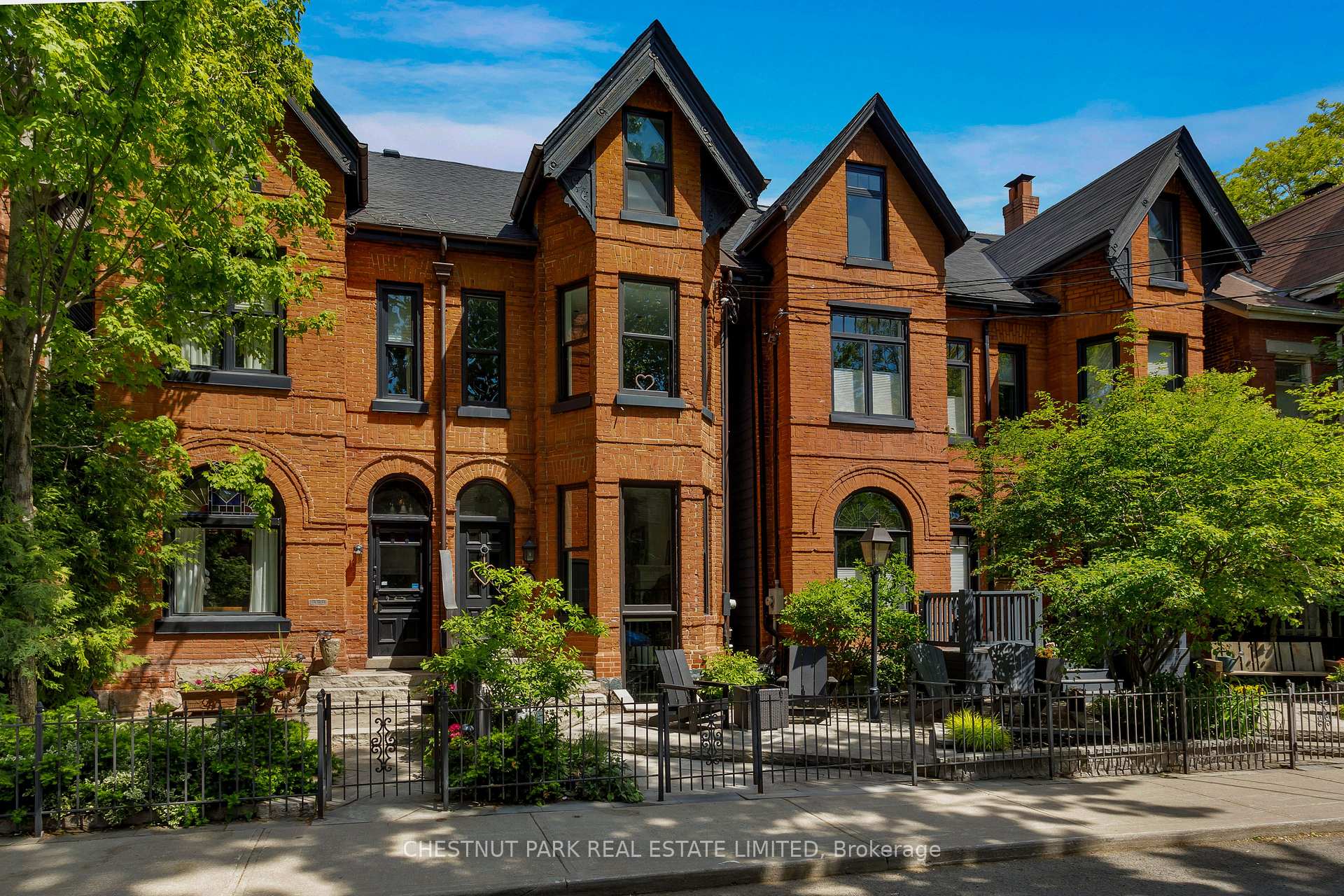 466 Wellesley Street E