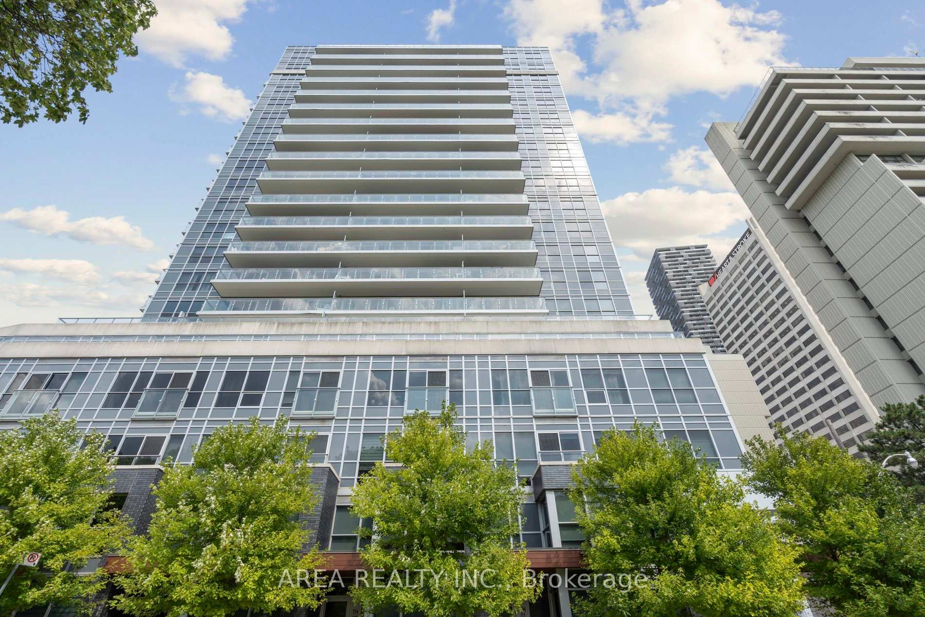 58 Orchard View Boulevard