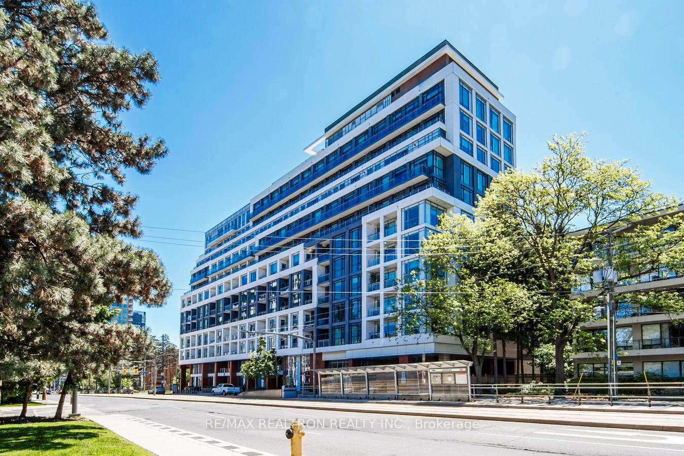 223 St Clair Avenue W