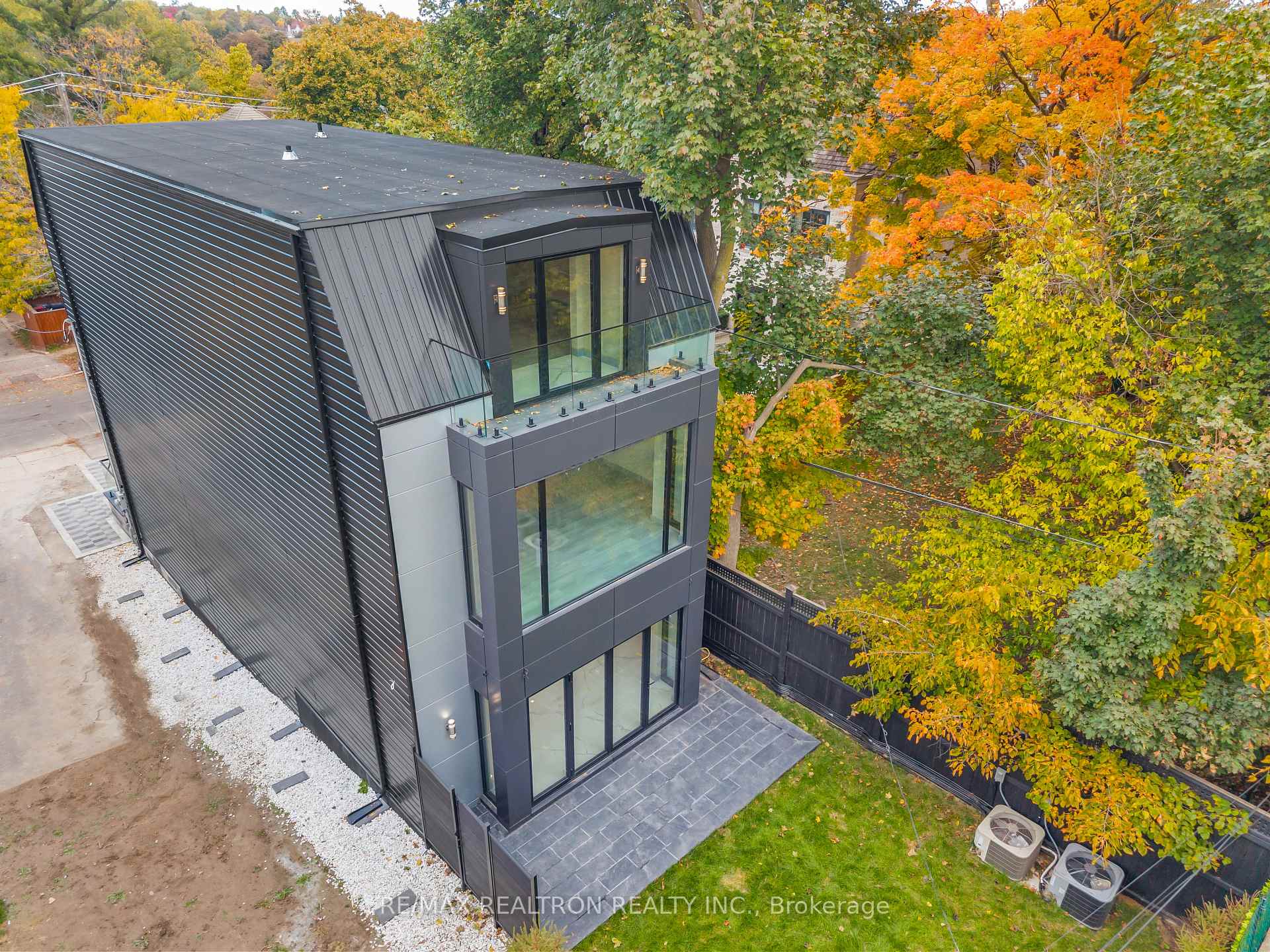 71 Ardmore Road