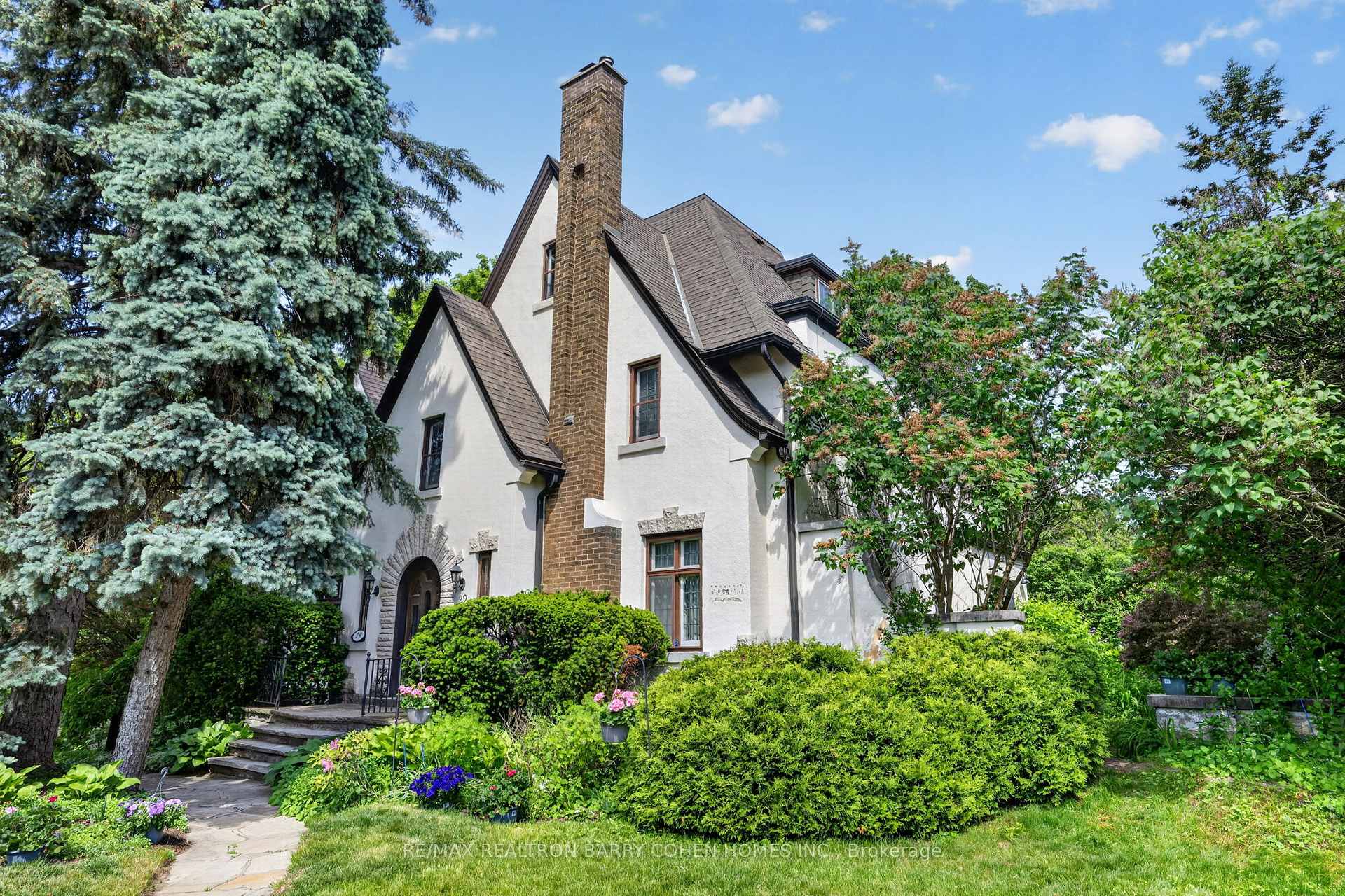 29 Strathgowan Crescent