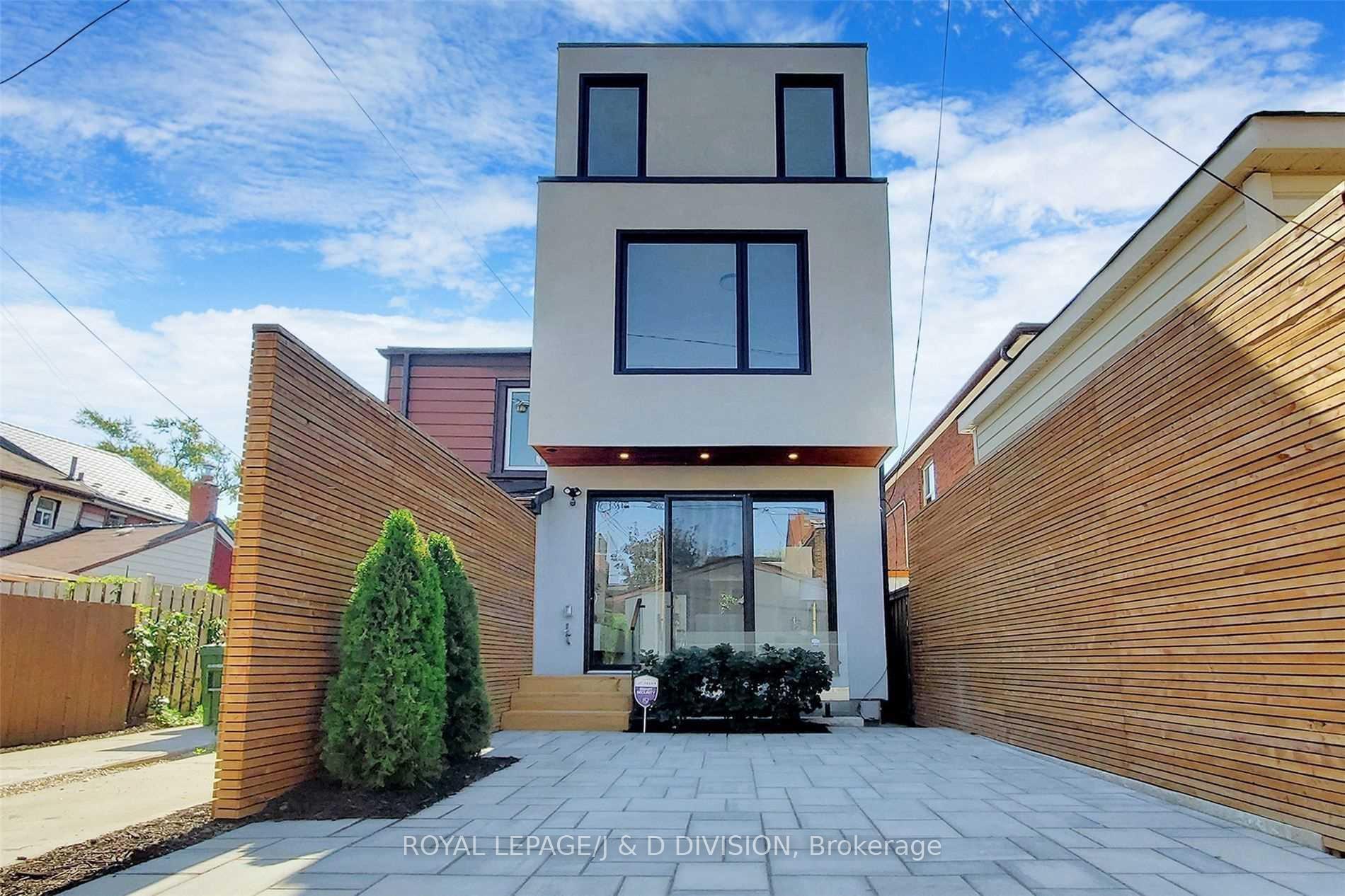 26 Henderson Avenue