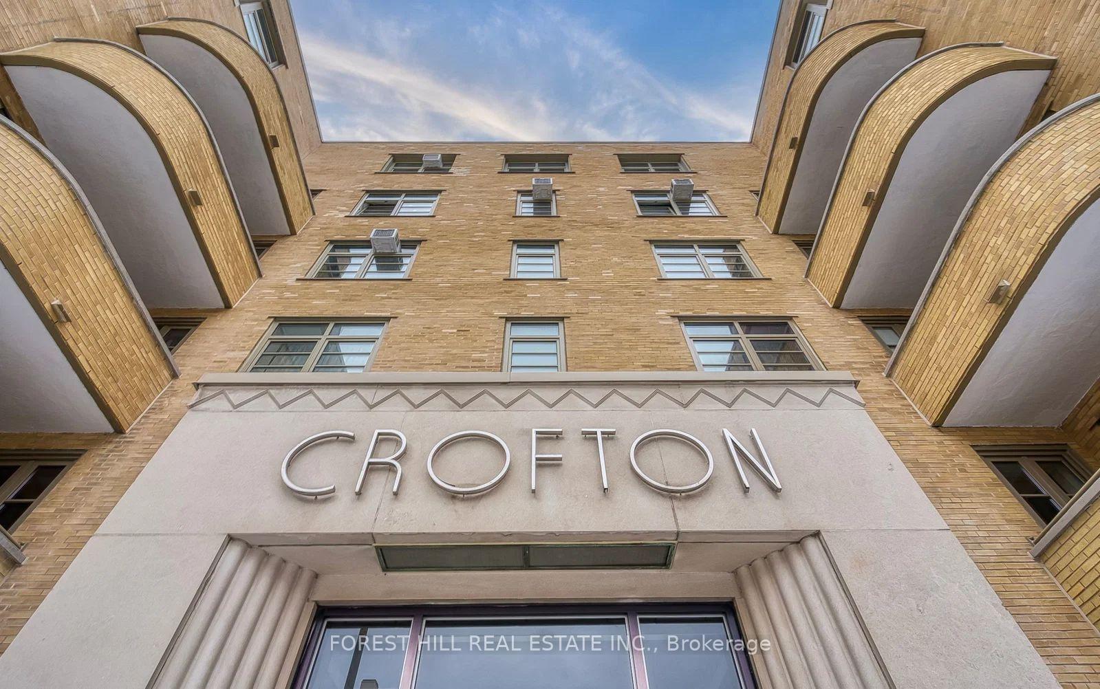 717 Eglinton Avenue W