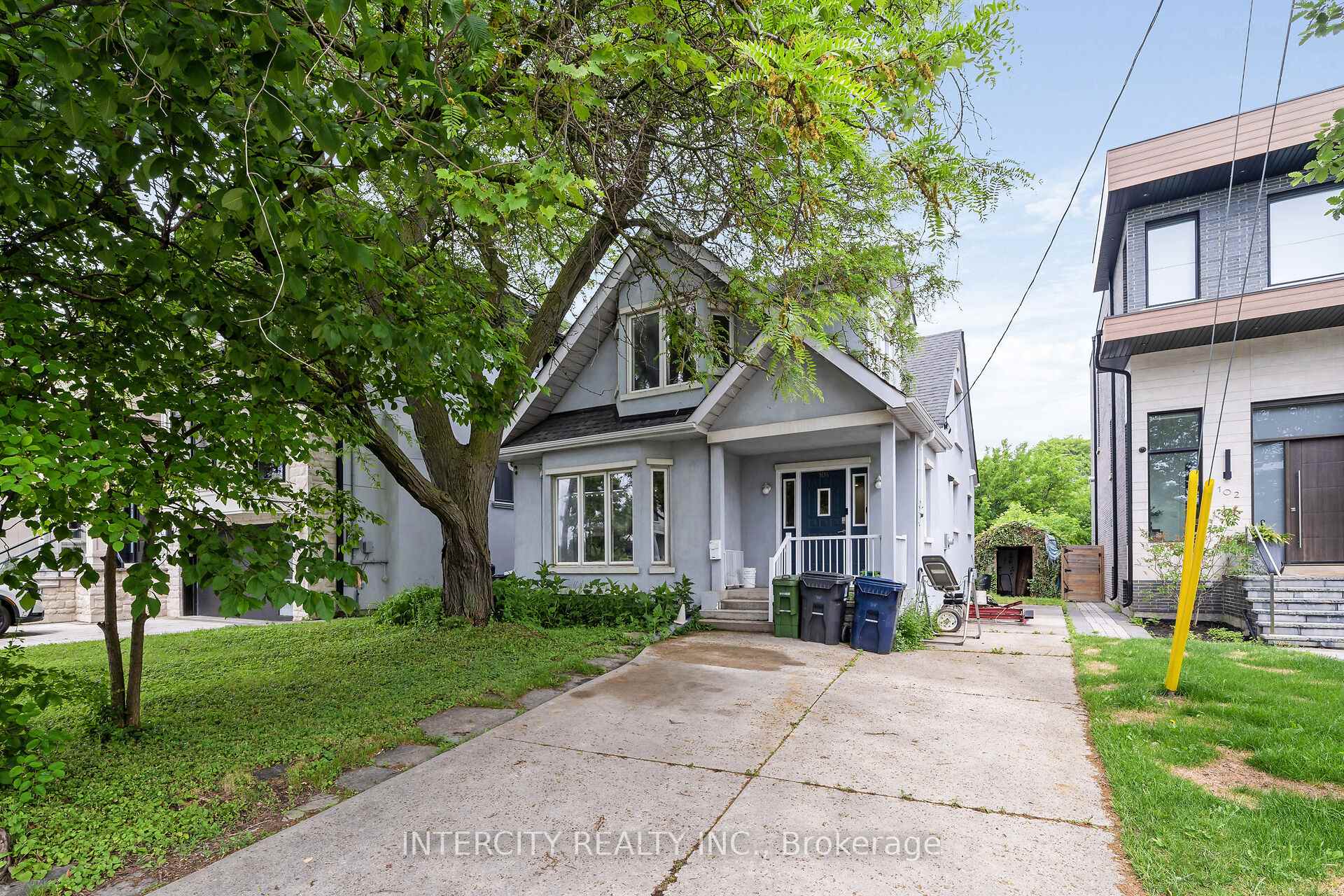 104 Allingham Gardens