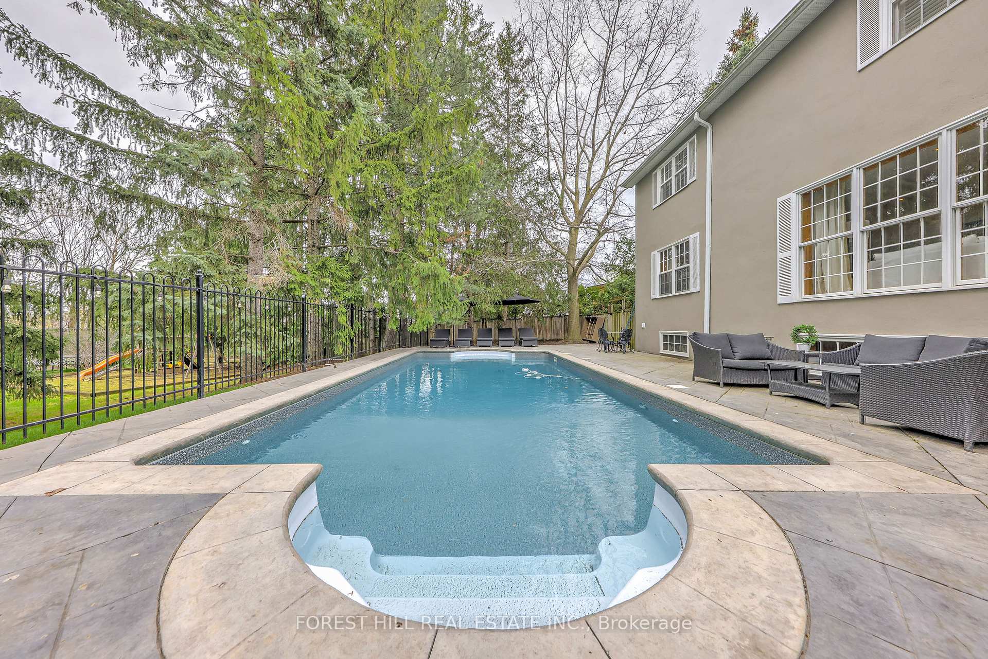 48 Grangemill Crescent
