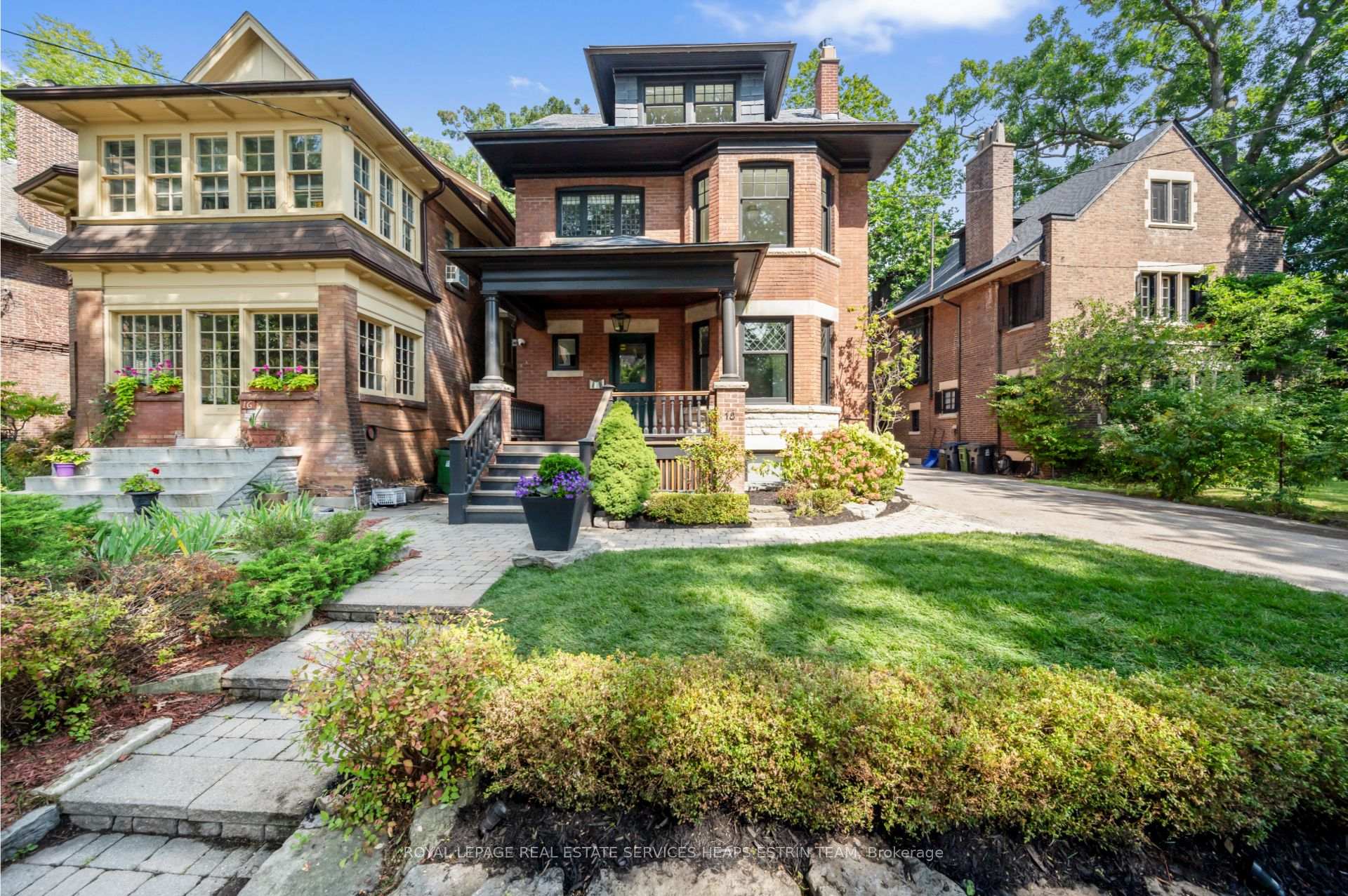 18 Castle Frank Crescent