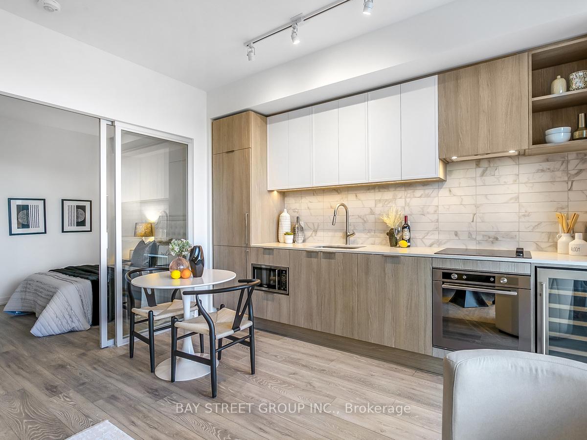 2020 Bathurst Street