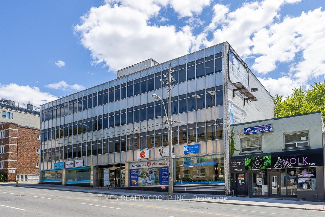 801 Eglinton Avenue W