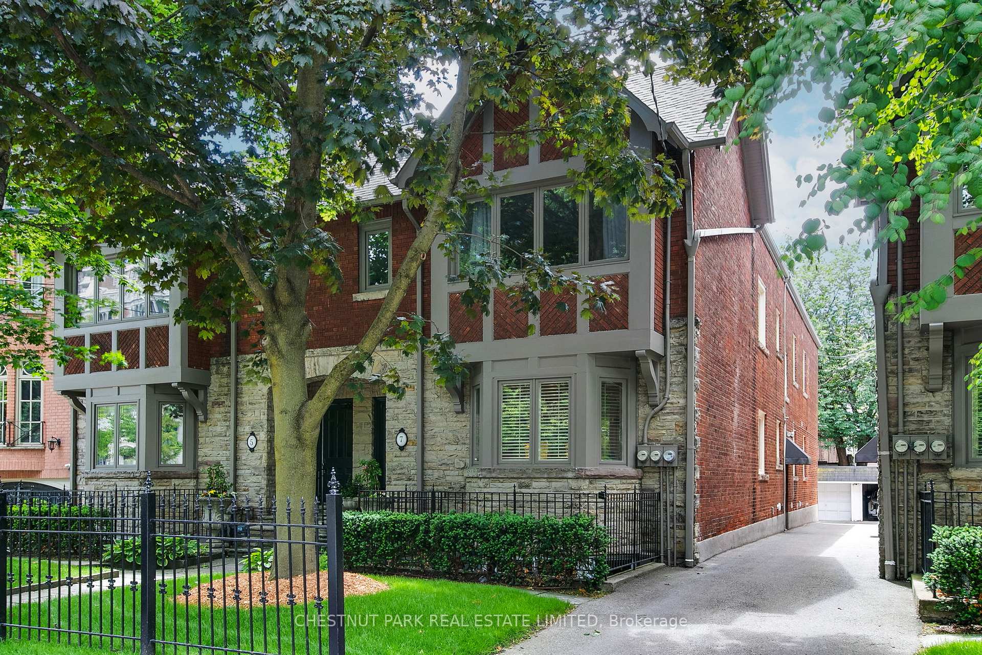 7B Clarendon Avenue