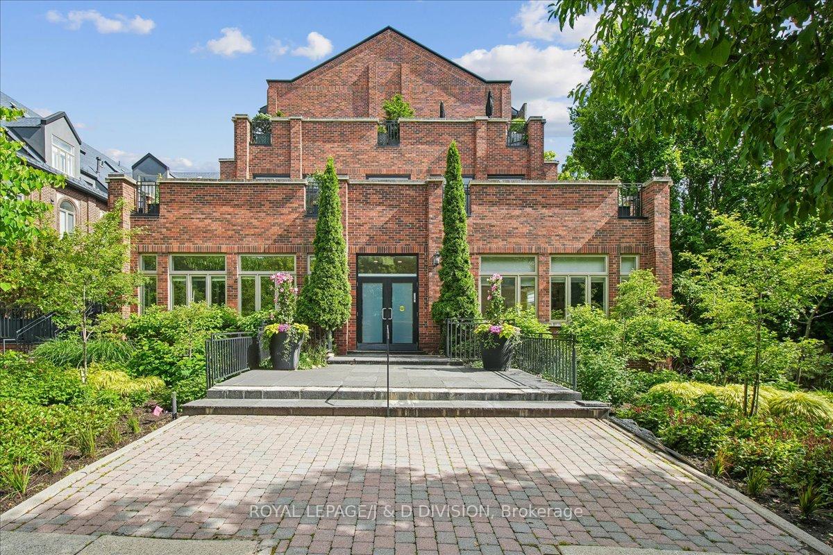 65 Sheldrake Boulevard