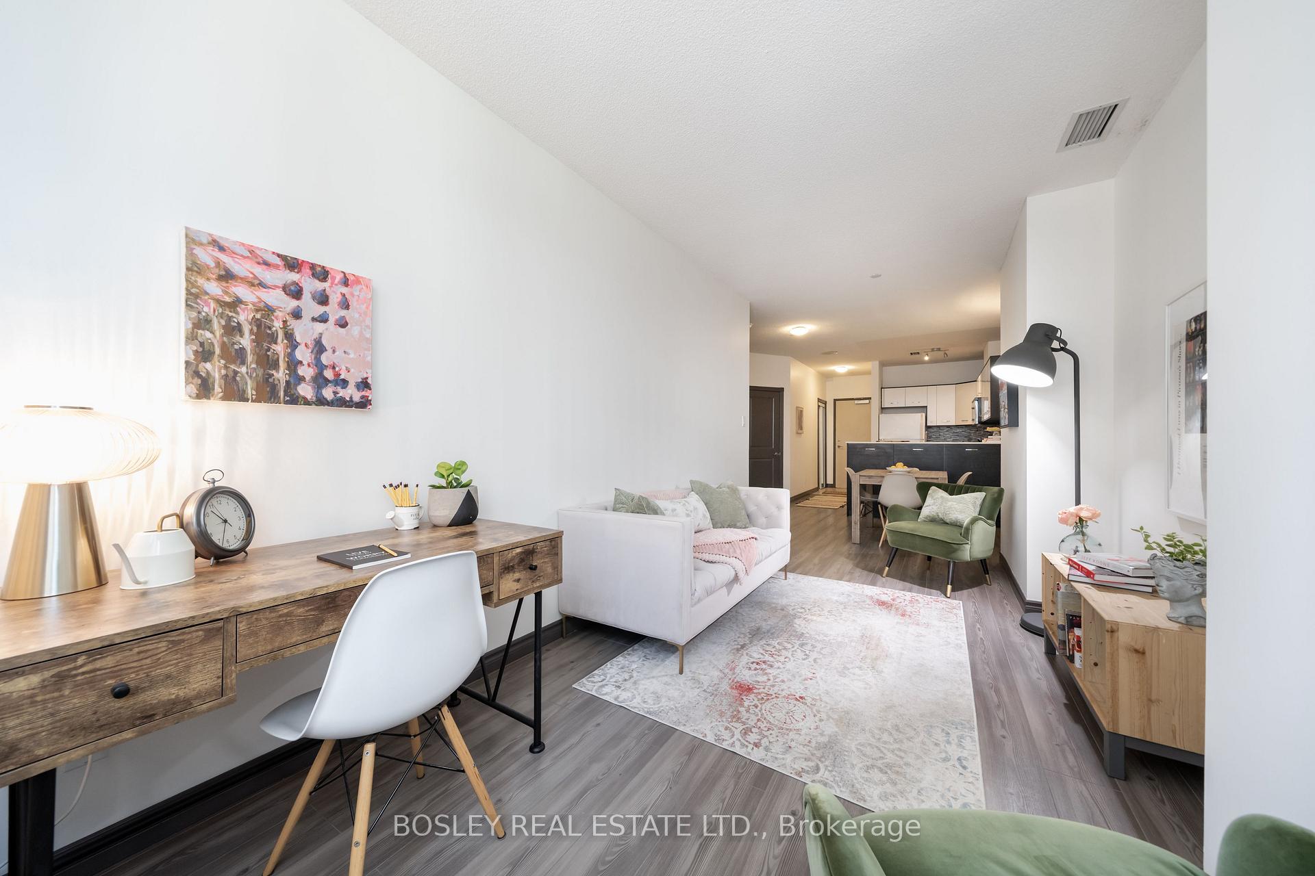 393 King Street W