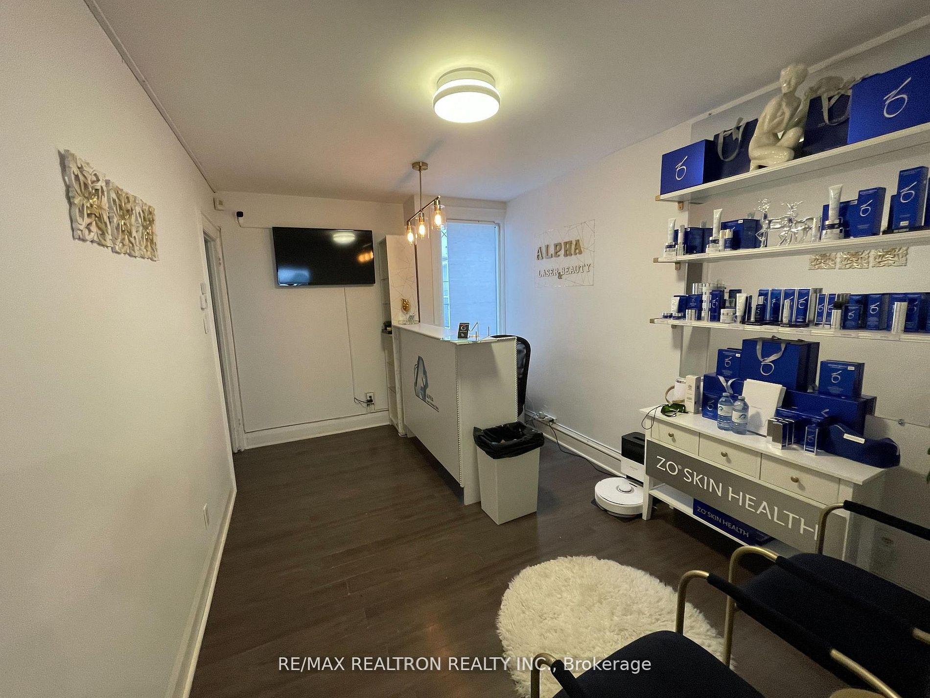 3331A Yonge Street E