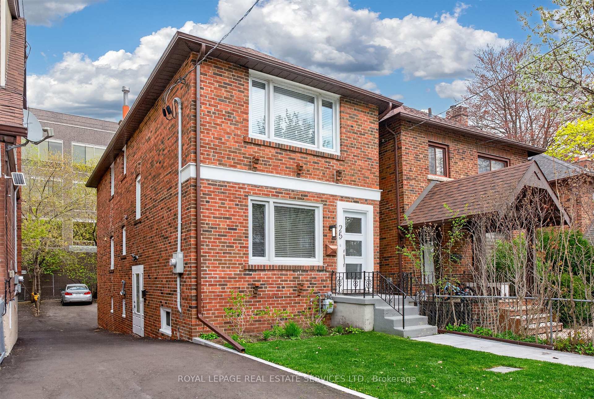 25 Lorindale Avenue