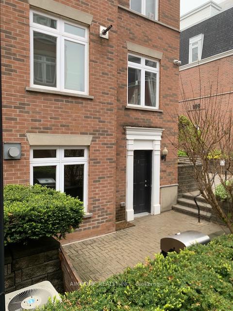100 Redpath Avenue
