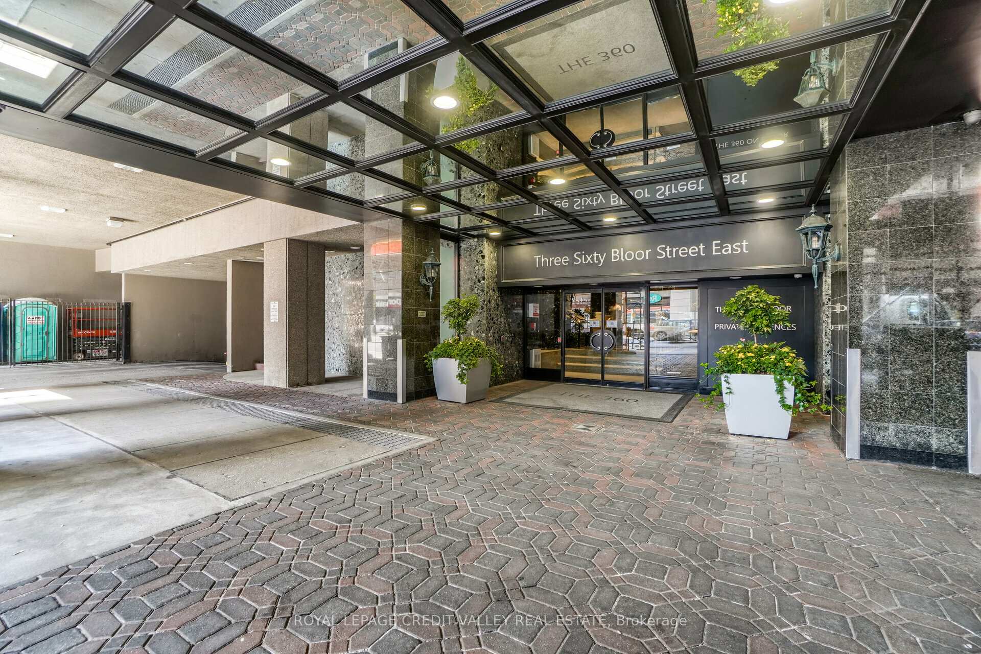 360 Bloor Street E
